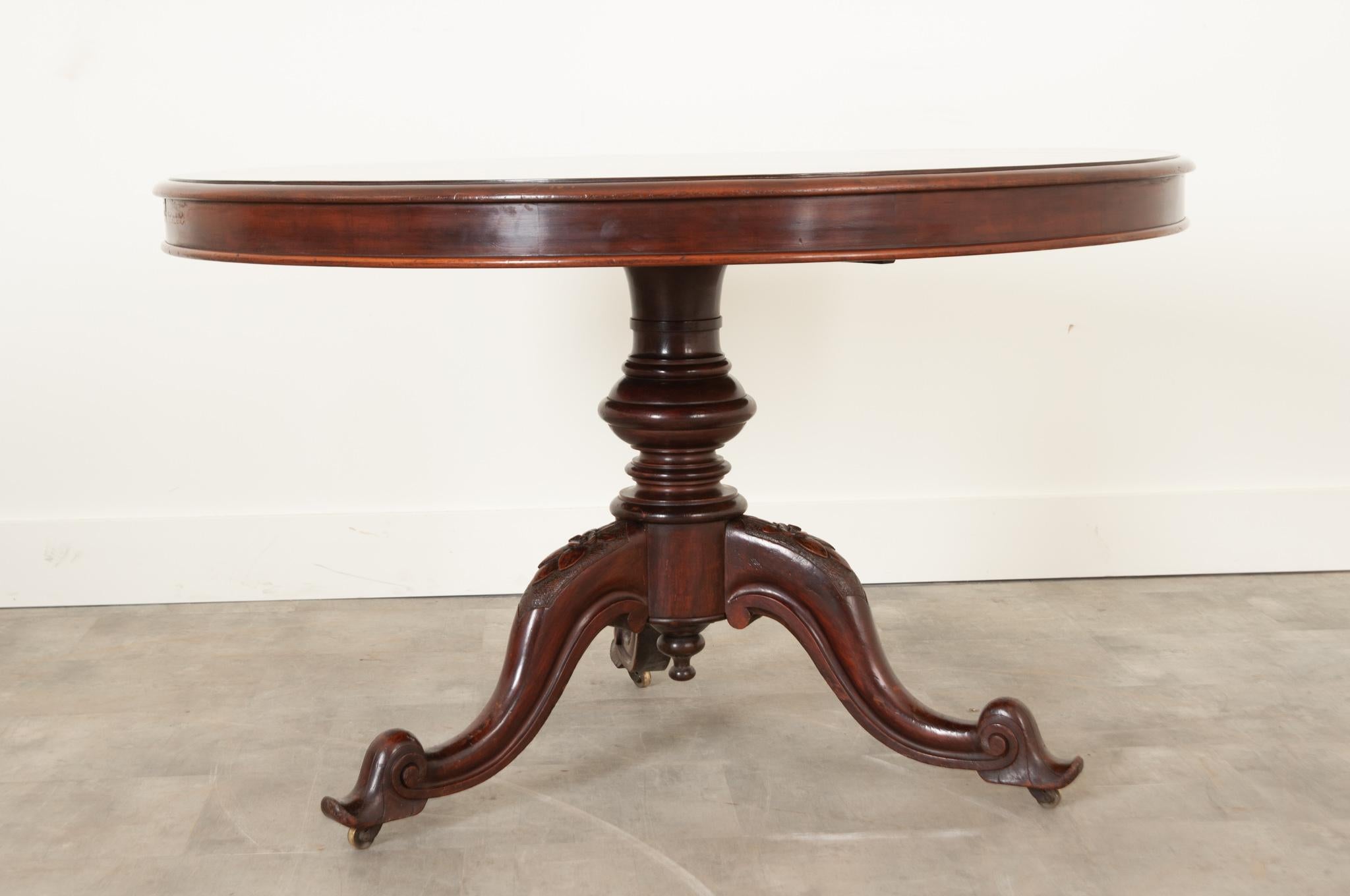 Carved French 19th Century Round Mahogany Pedestal Table