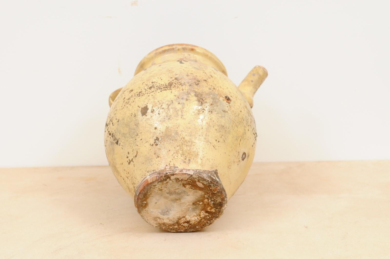 Pot à huile d'olivier en poterie émaillée rustique du 19ème siècle avec motifs polychromes en vente 2