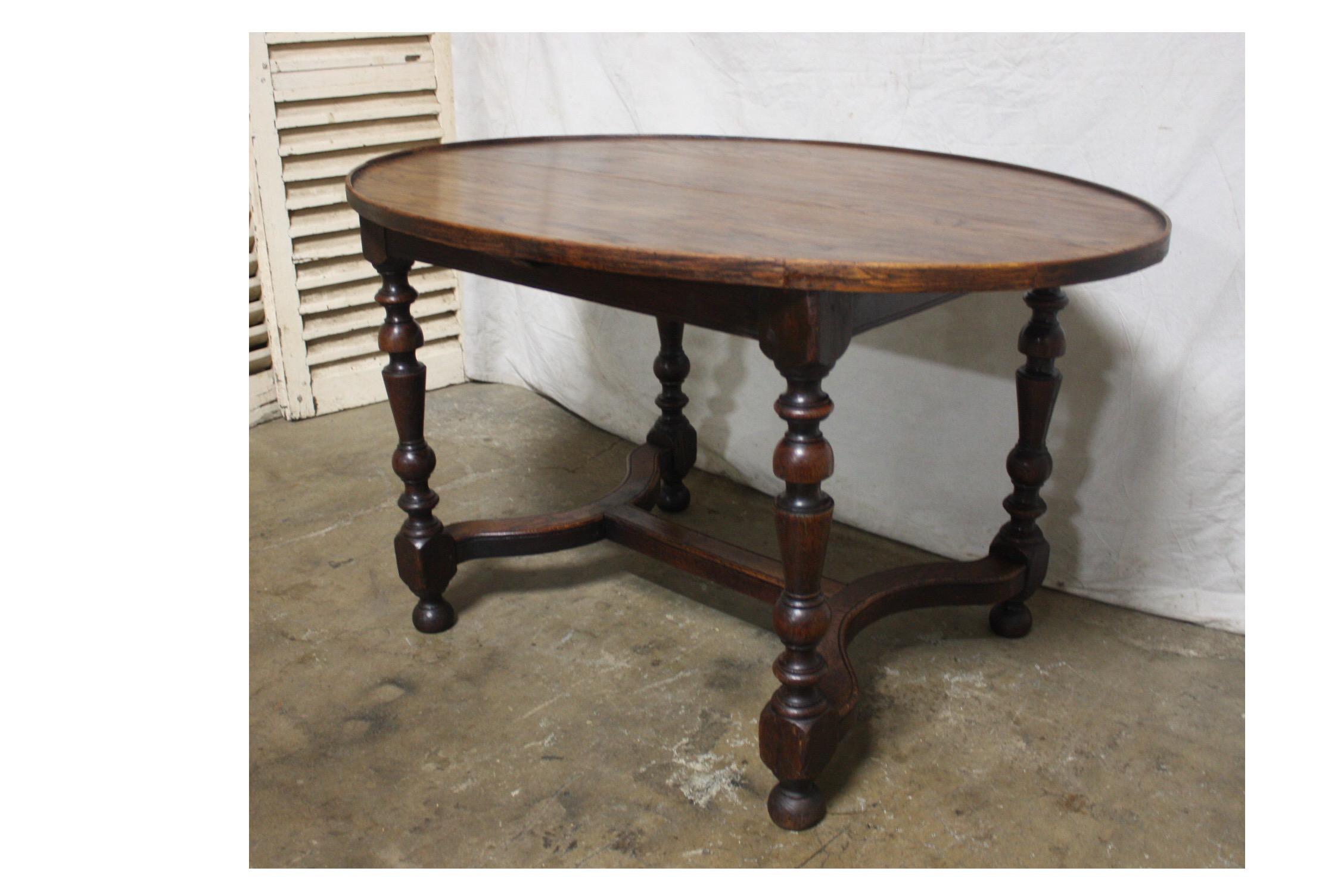 French 19th Century Rustic Oval Table In Good Condition In Stockbridge, GA