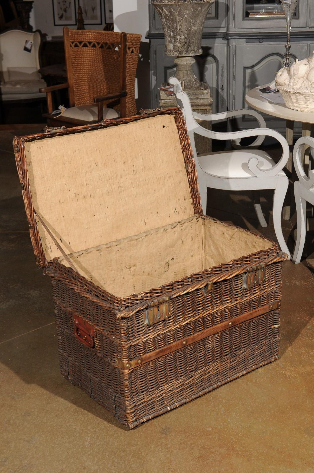 French 19th Century Rustic Wicker Trunk with Brass Hardware and Red Handles 5