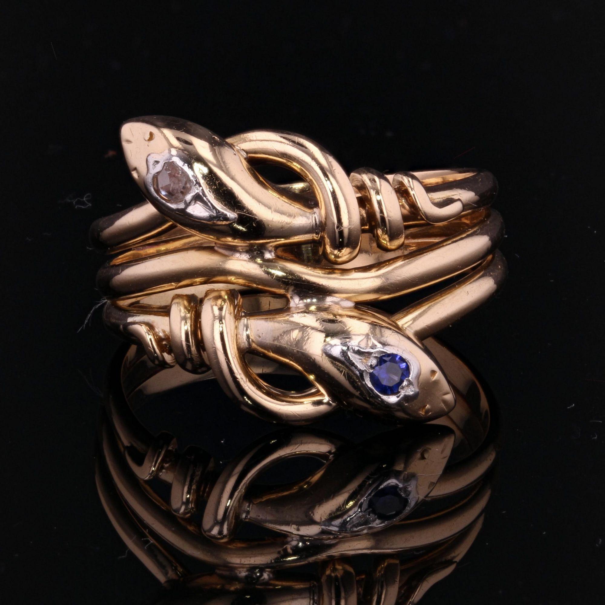 Napoléon III Bague pour homme en or jaune 18 carats, saphir, diamant et serpent, datant du XIXe siècle en vente