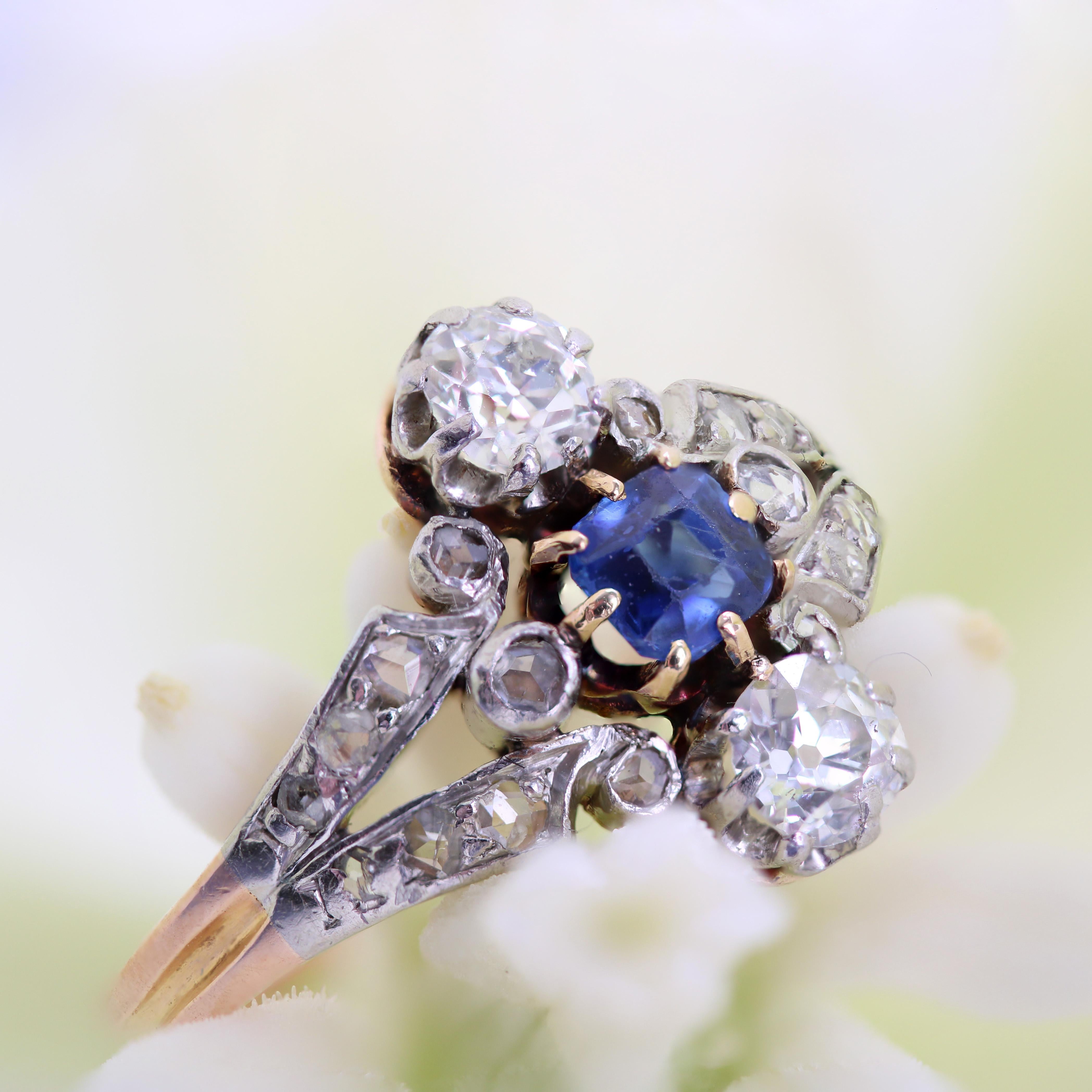 French 19th Century Sapphire Diamonds 18 Karat Rose Gold Ring For Sale 3