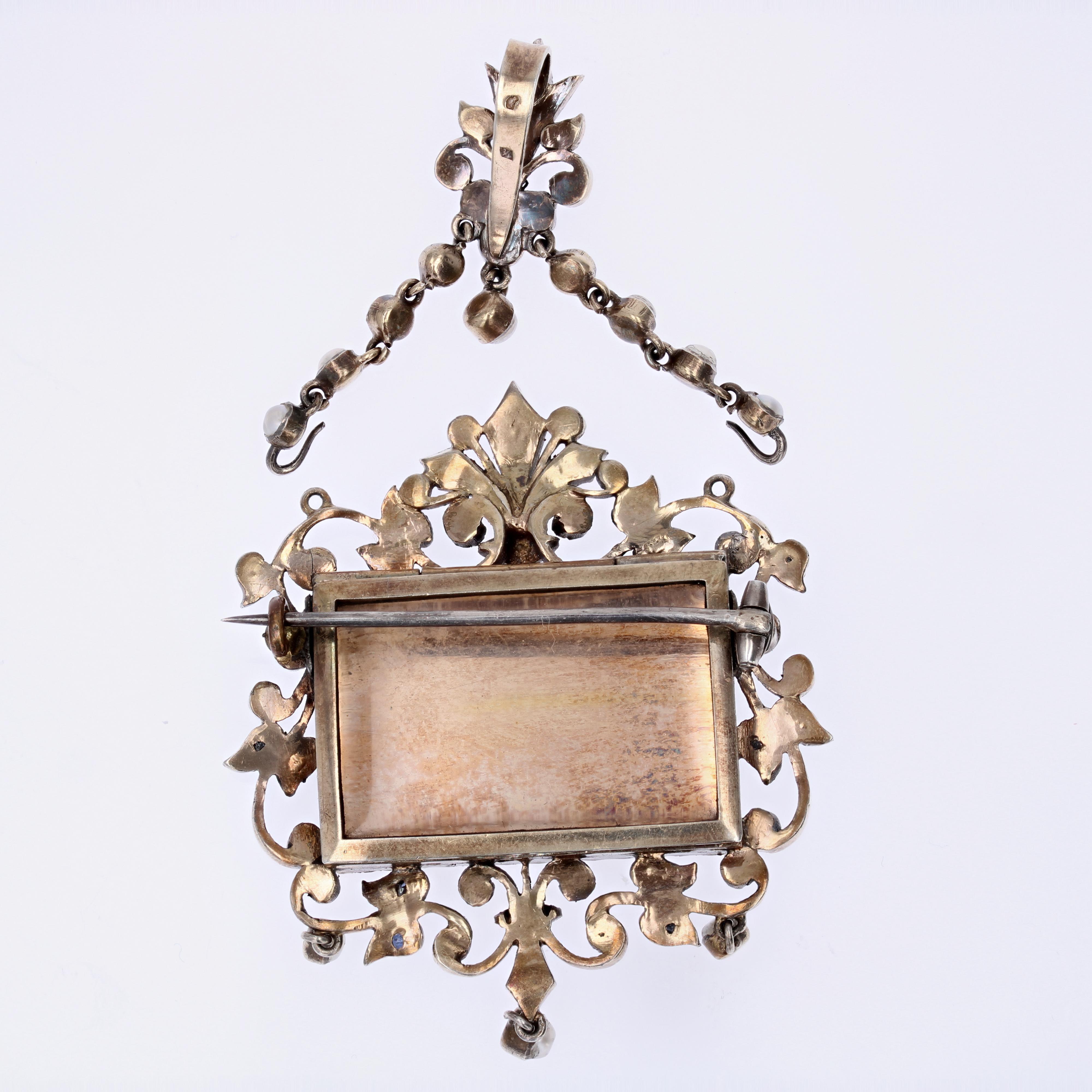 Round Cut French 19th Century Sapphire Fine Pearl Enamel Silver Pendant Brooch For Sale