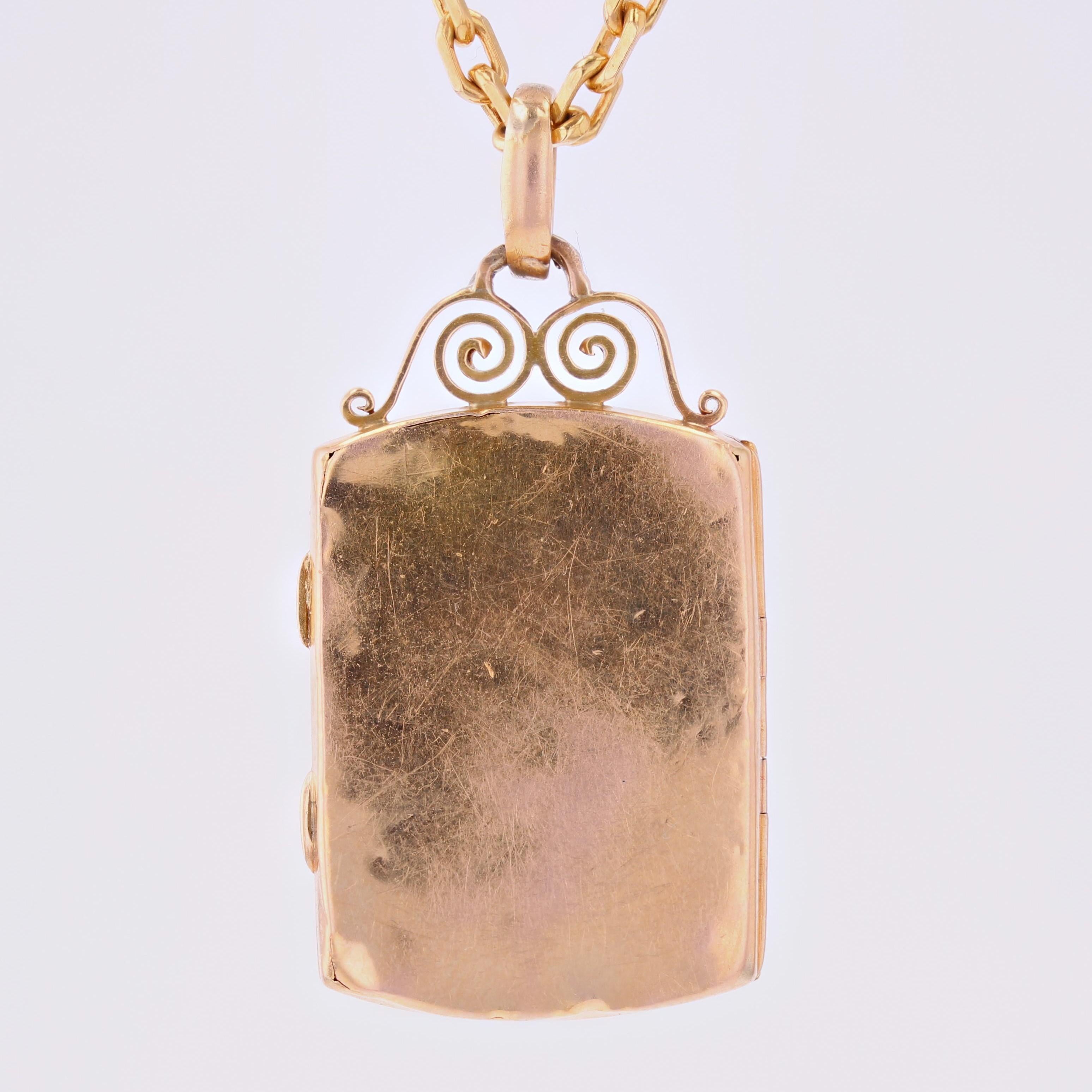 French 19th Century Sardony Intaglio 18 karat Rose Gold Locket Pendant For Sale 6