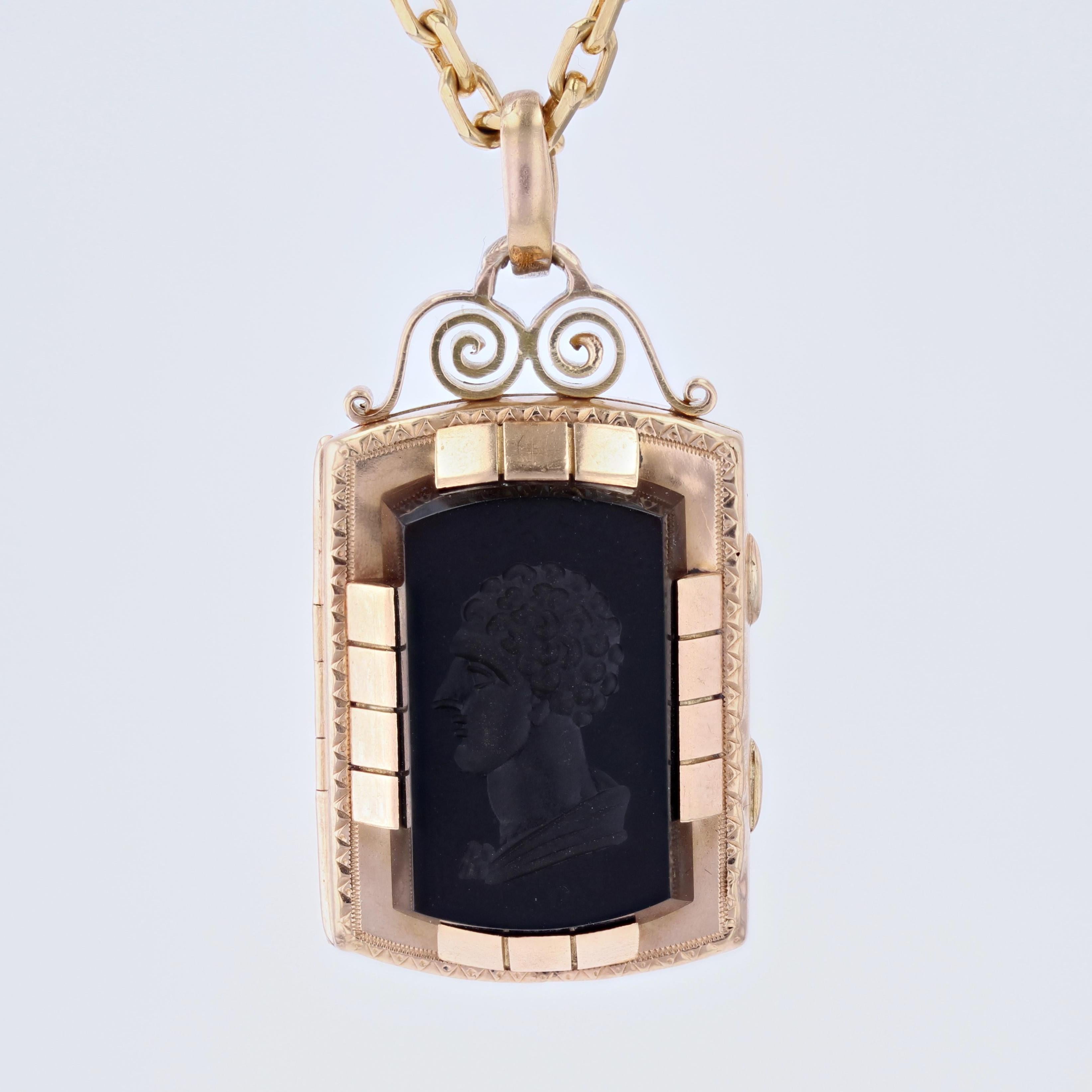 French 19th Century Sardony Intaglio 18 karat Rose Gold Locket Pendant For Sale 7