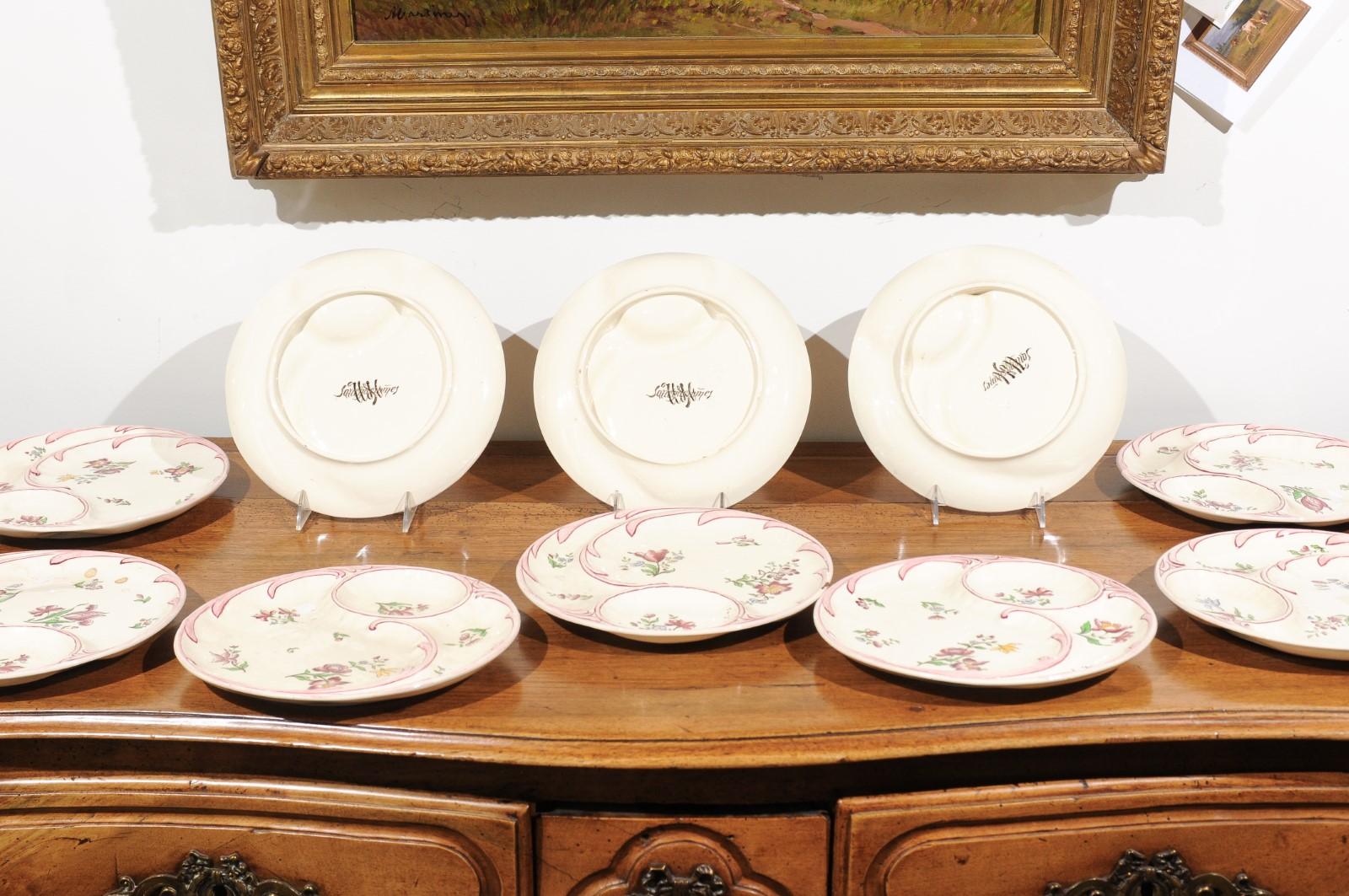 French 19th Century Sarreguemines Majolica Asparagus Plates with Pink Flowers For Sale 7