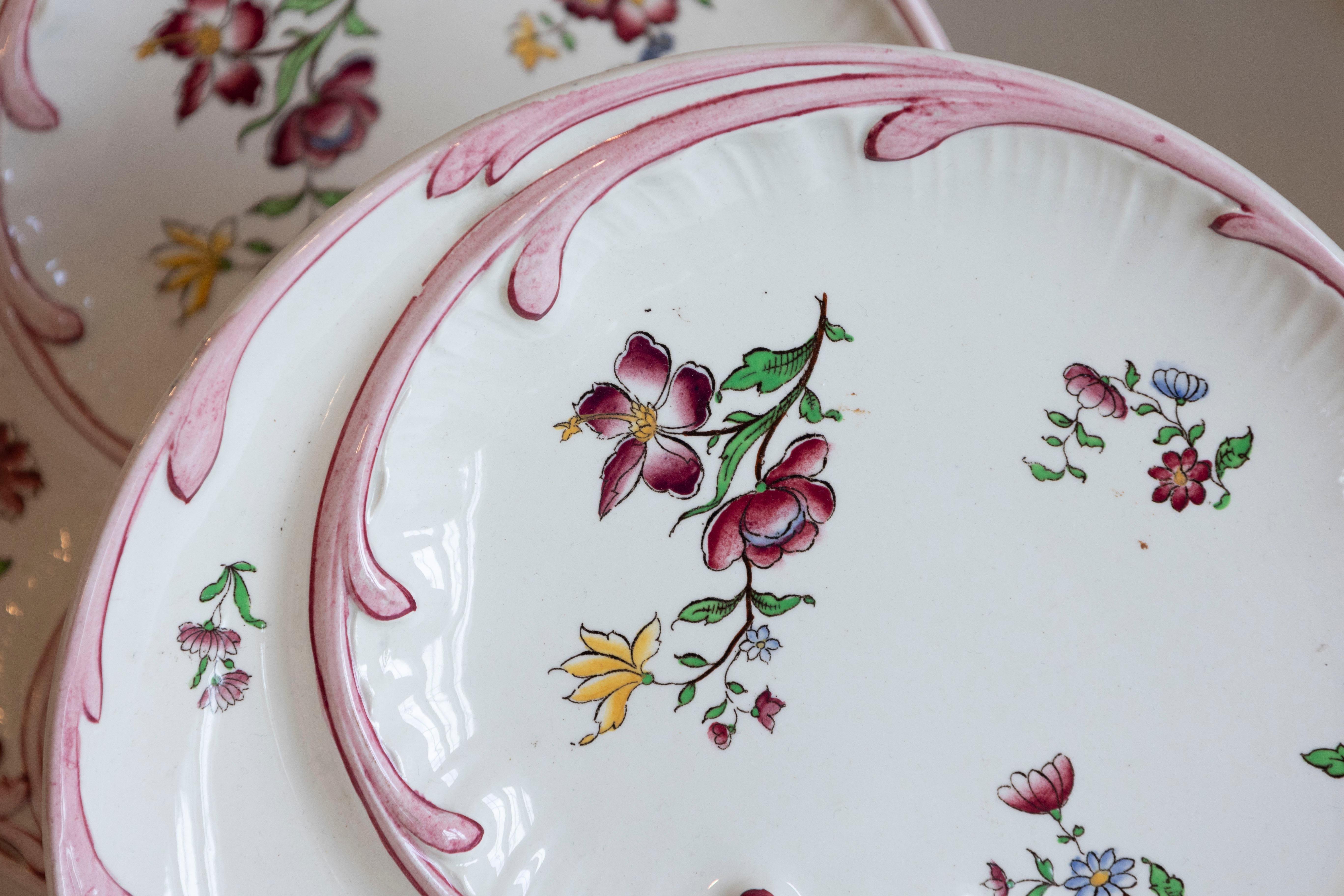 French 19th Century Sarreguemines Majolica Asparagus Plates with Pink Flowers For Sale 2
