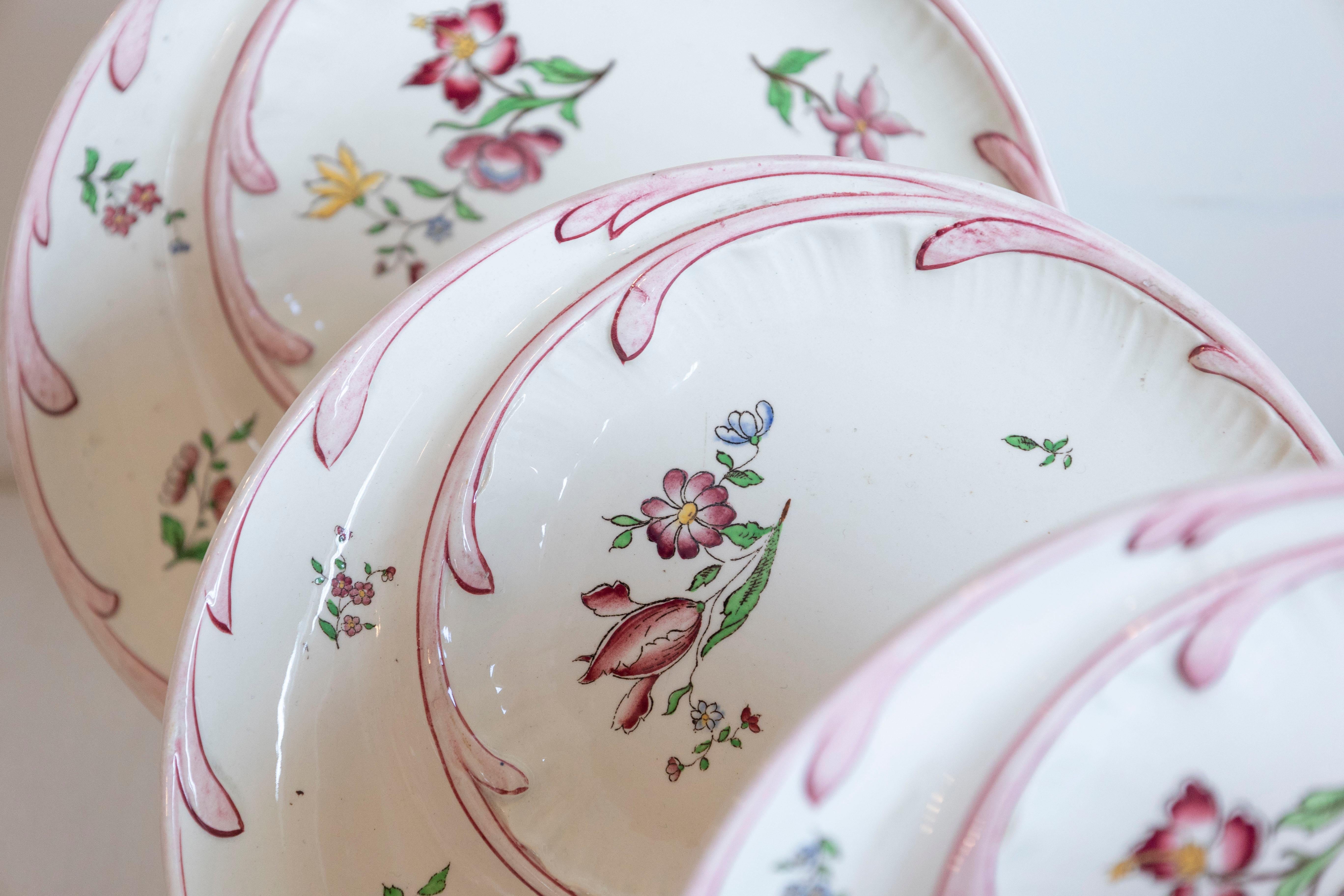 French 19th Century Sarreguemines Majolica Asparagus Plates with Pink Flowers For Sale 3