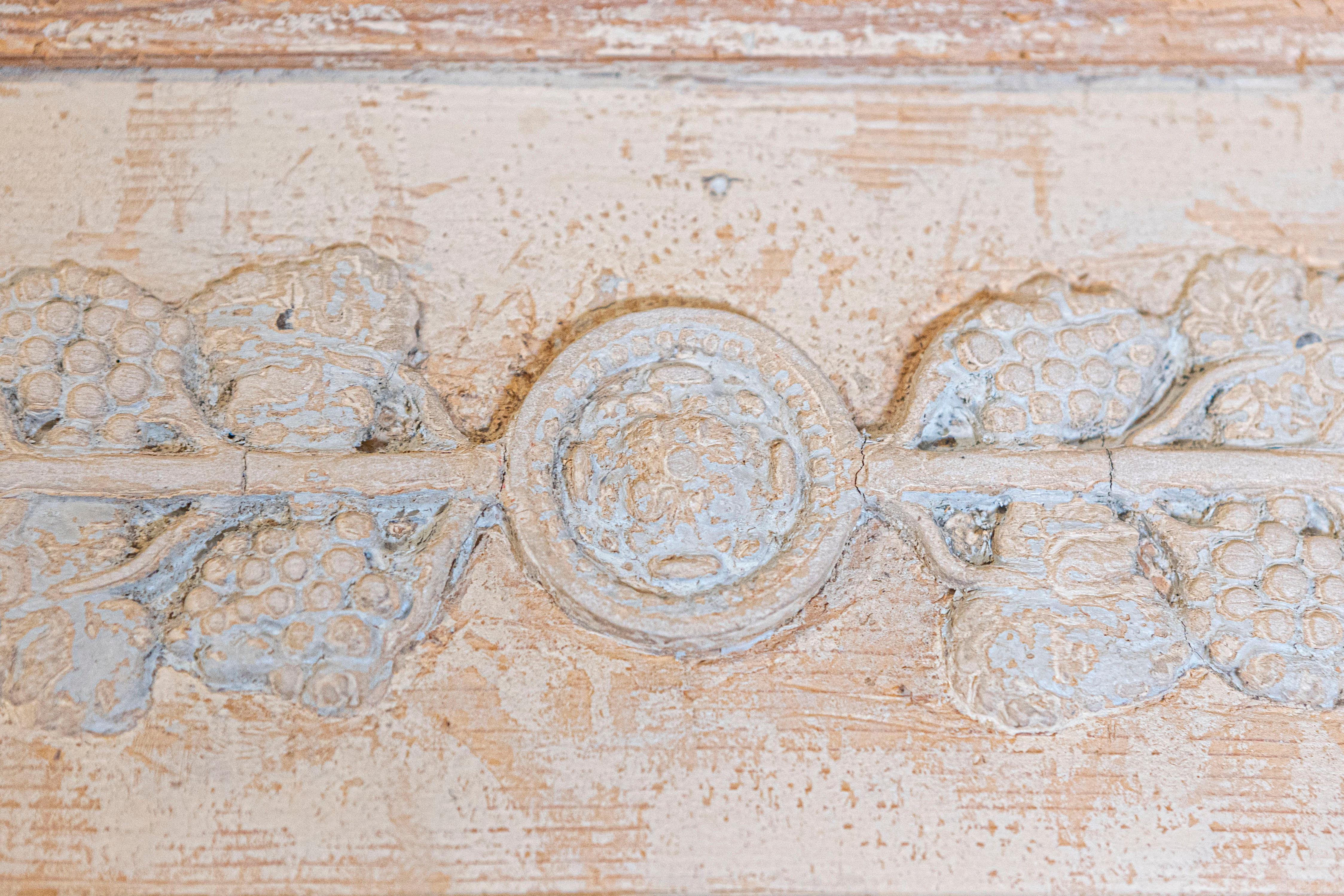 French 19th Century Scraped Trumeau Mirror with Grapes and Doric Pilasters 3
