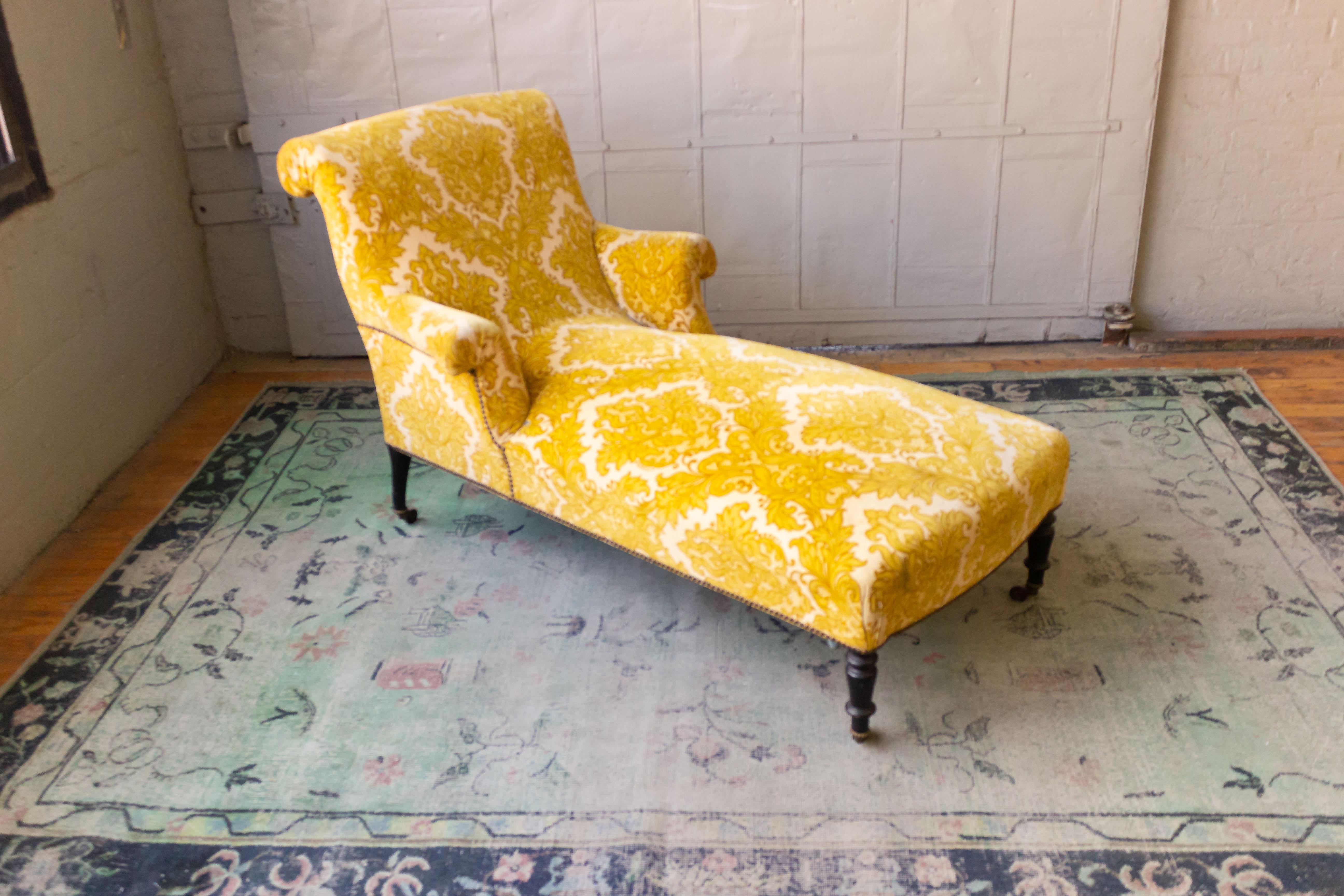patterned chaise lounge