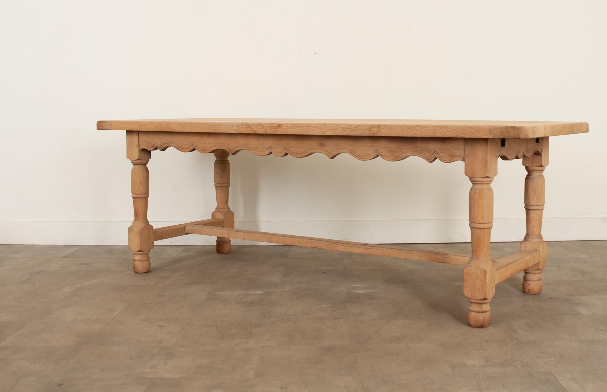 French 19th Century Scrubbed Oak Dining Table 6