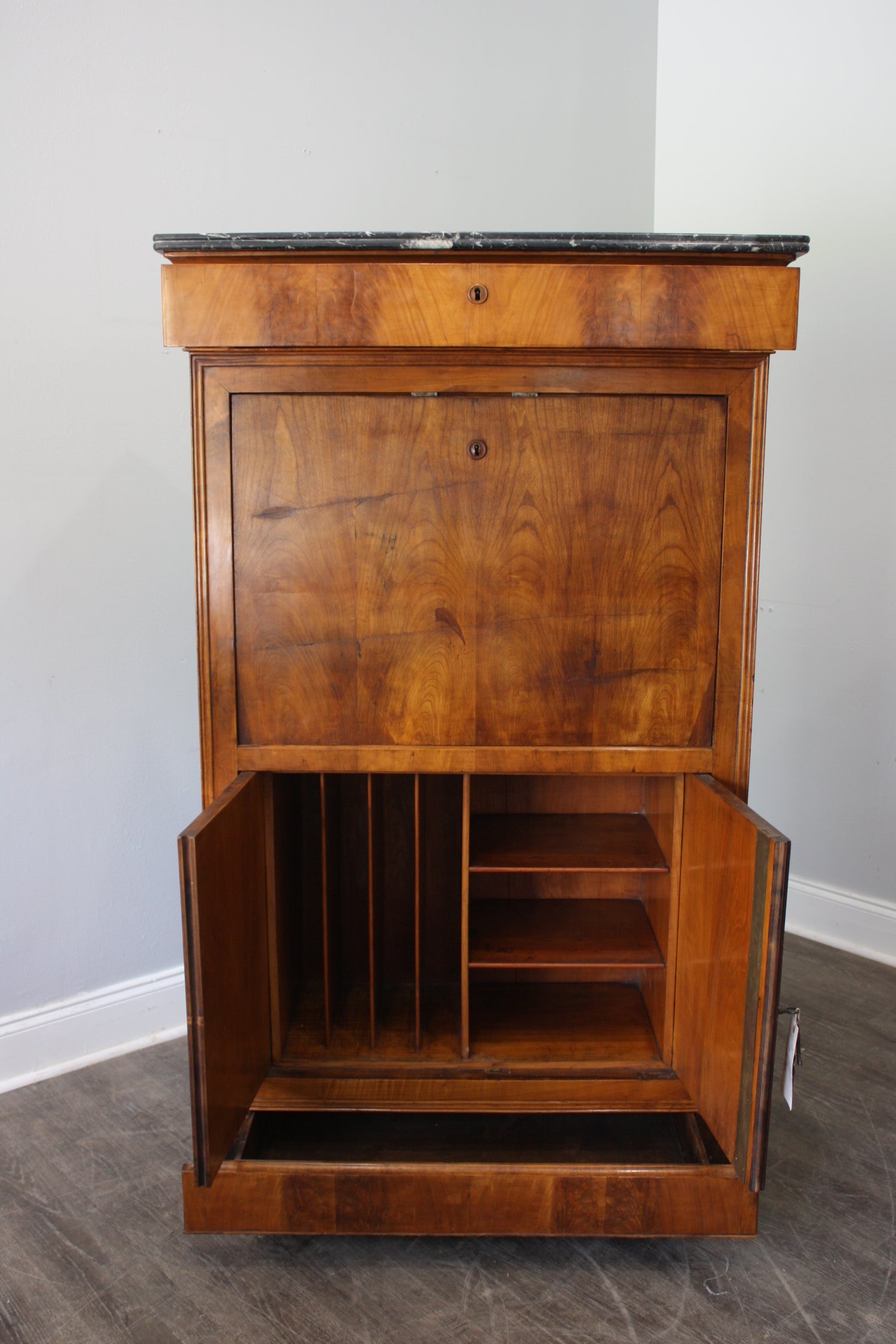 French 19th Century Secretaire For Sale 4