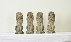 Französisch 19. Jahrhundert Satz von vier Petite Lion Statuen