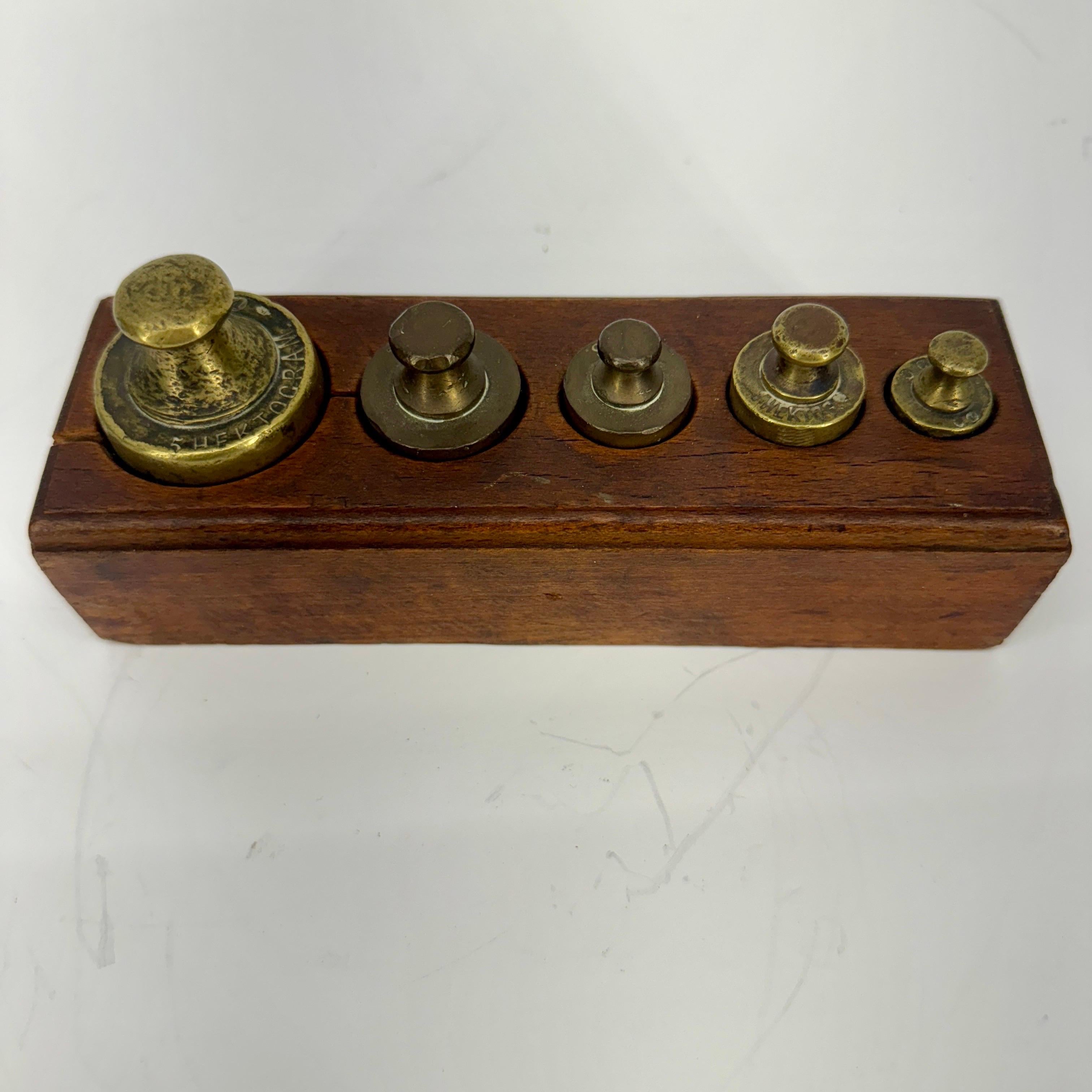 French 19th Century Set of Scale Weights Stand Desk Accessory For Sale 6
