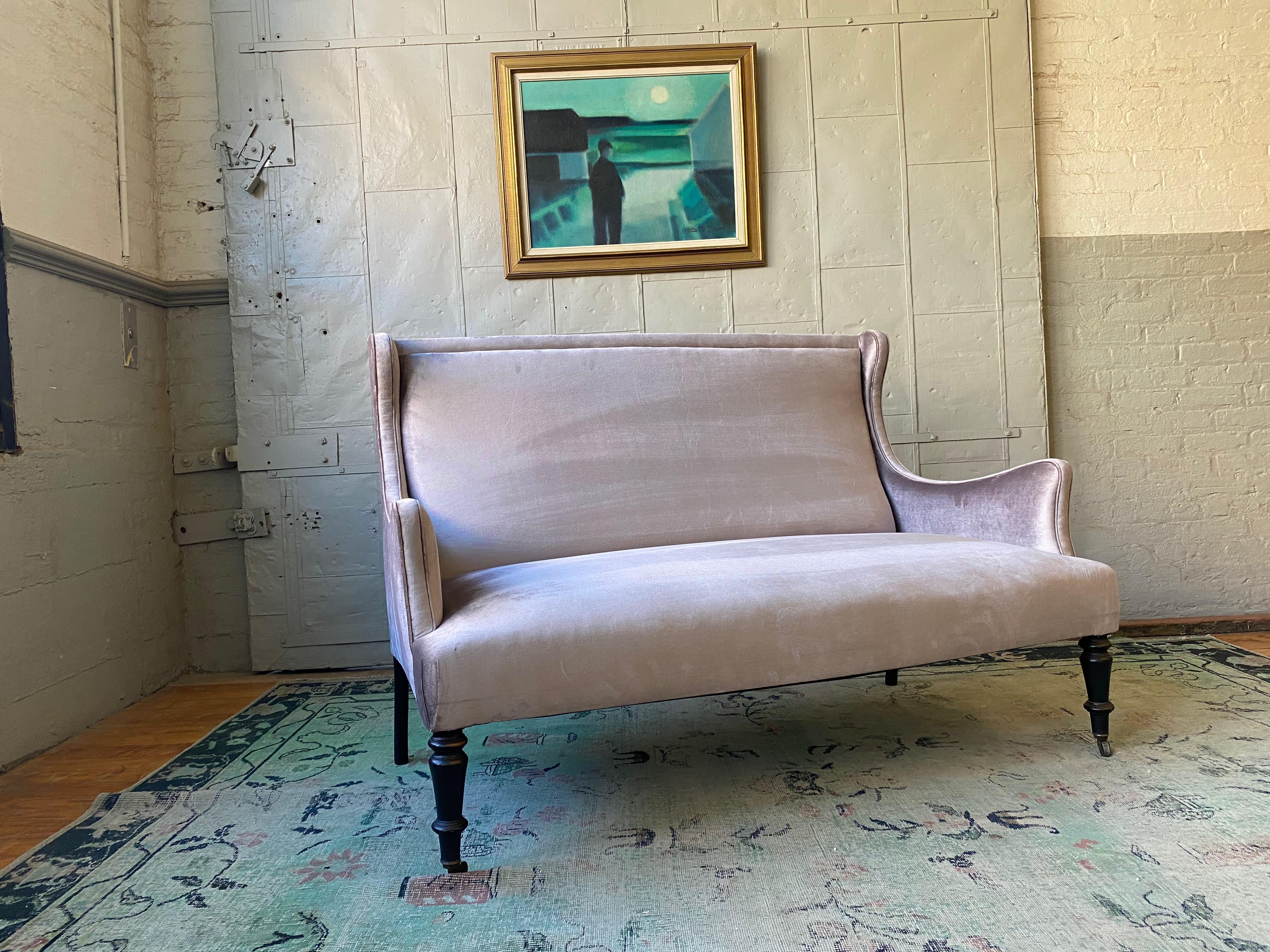 French 19th Century  Settee in Silvery Grey Velvet 7