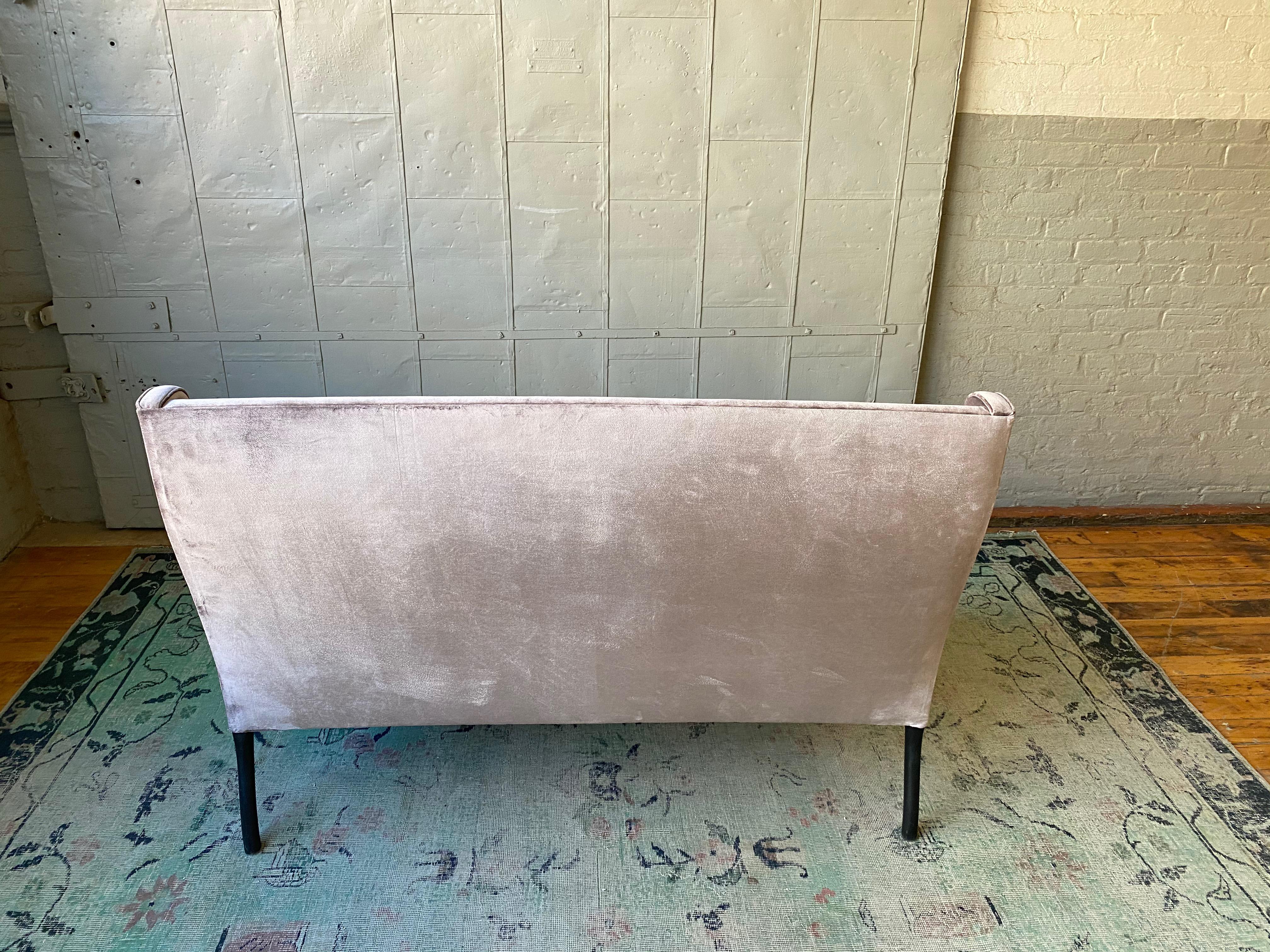 French 19th Century  Settee in Silvery Grey Velvet 4