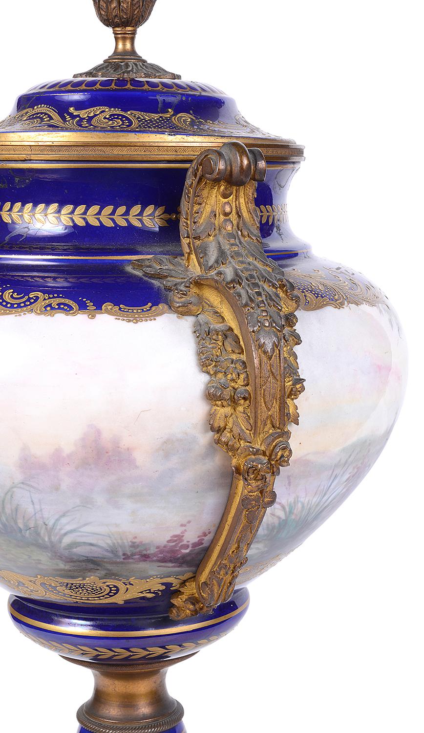 French 19th Century Sevres style vase. For Sale 1