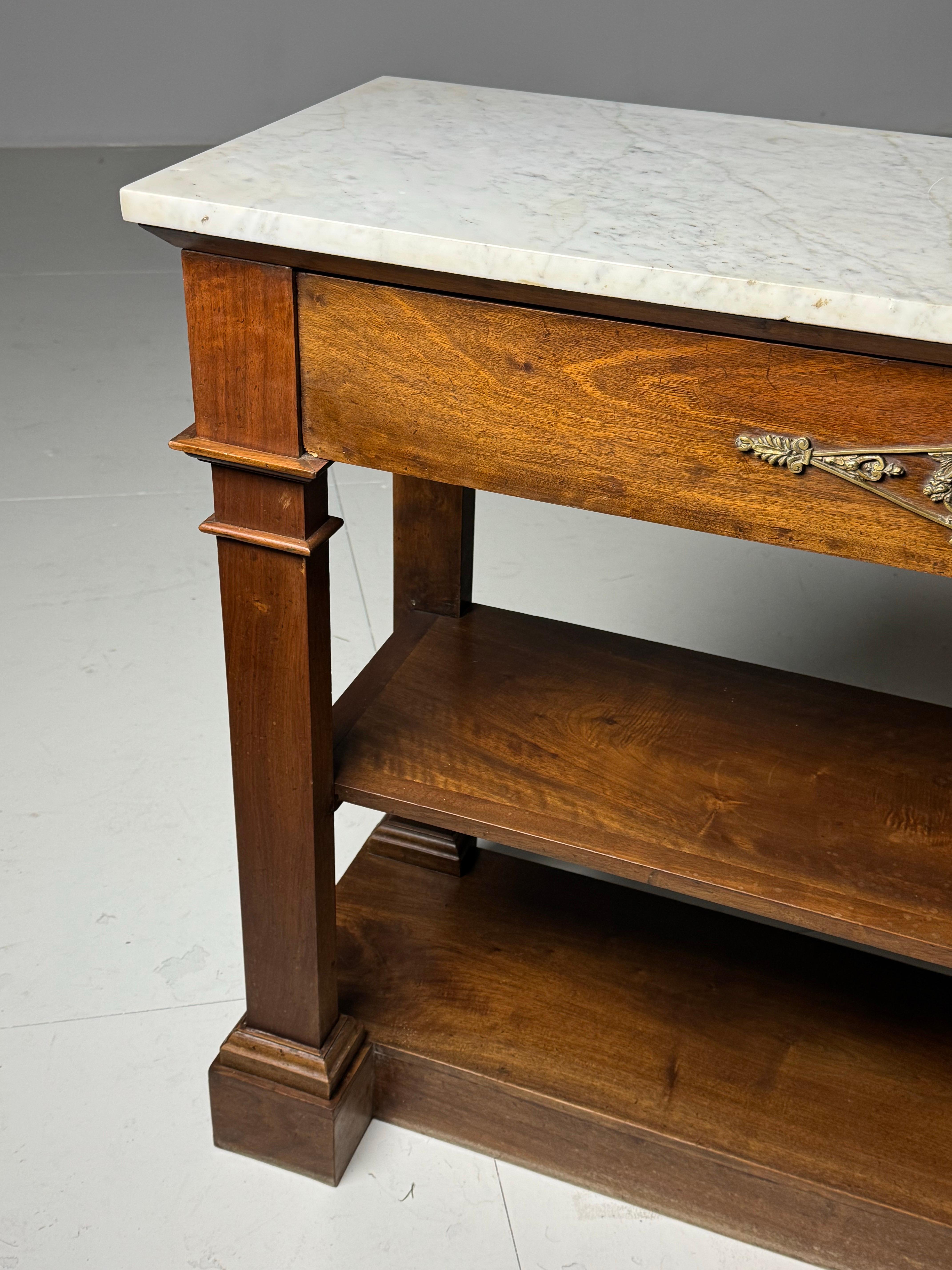 Mesa auxiliar francesa del siglo XIX en venta 11