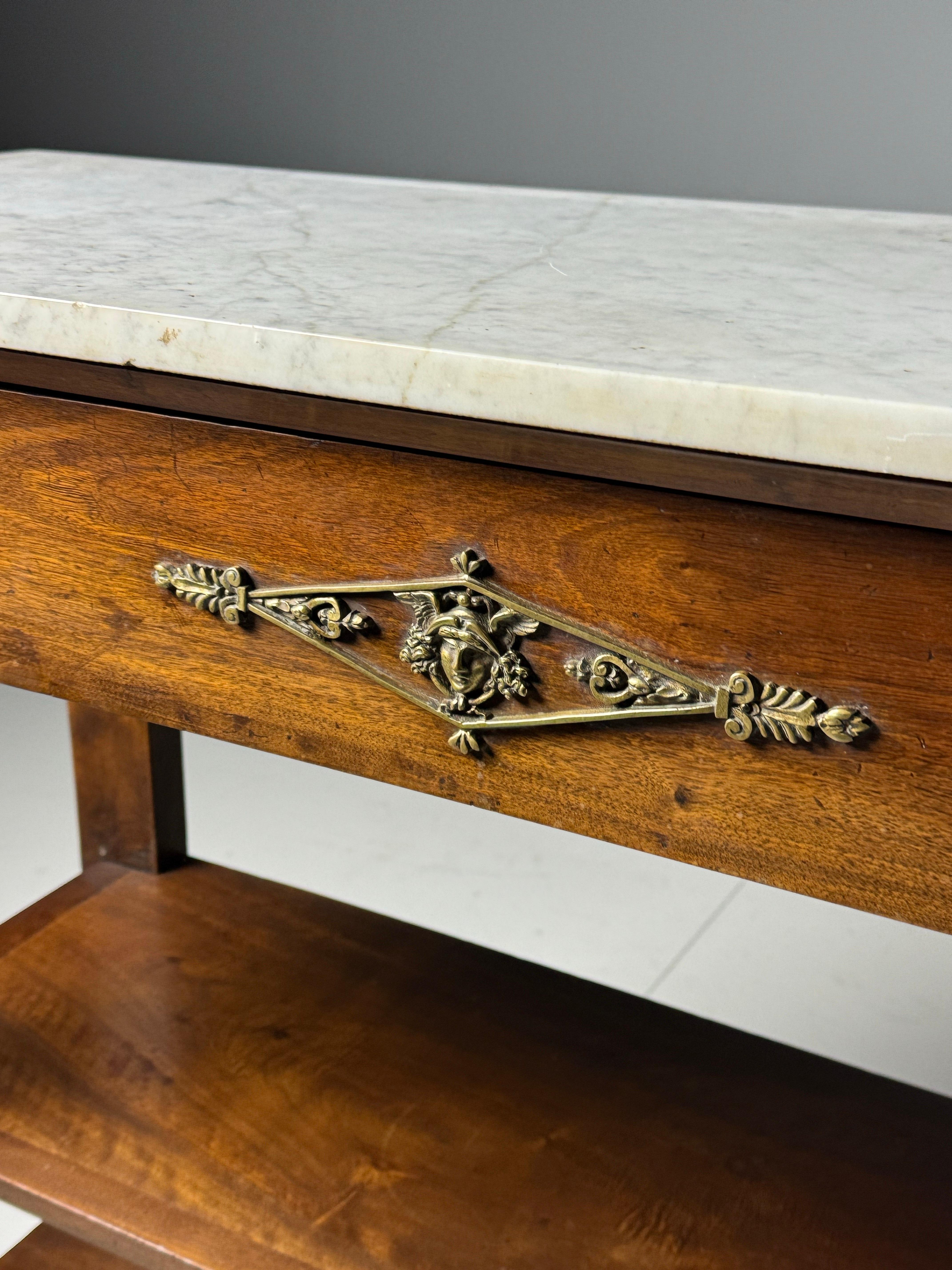 Mesa auxiliar francesa del siglo XIX Madera dura en venta