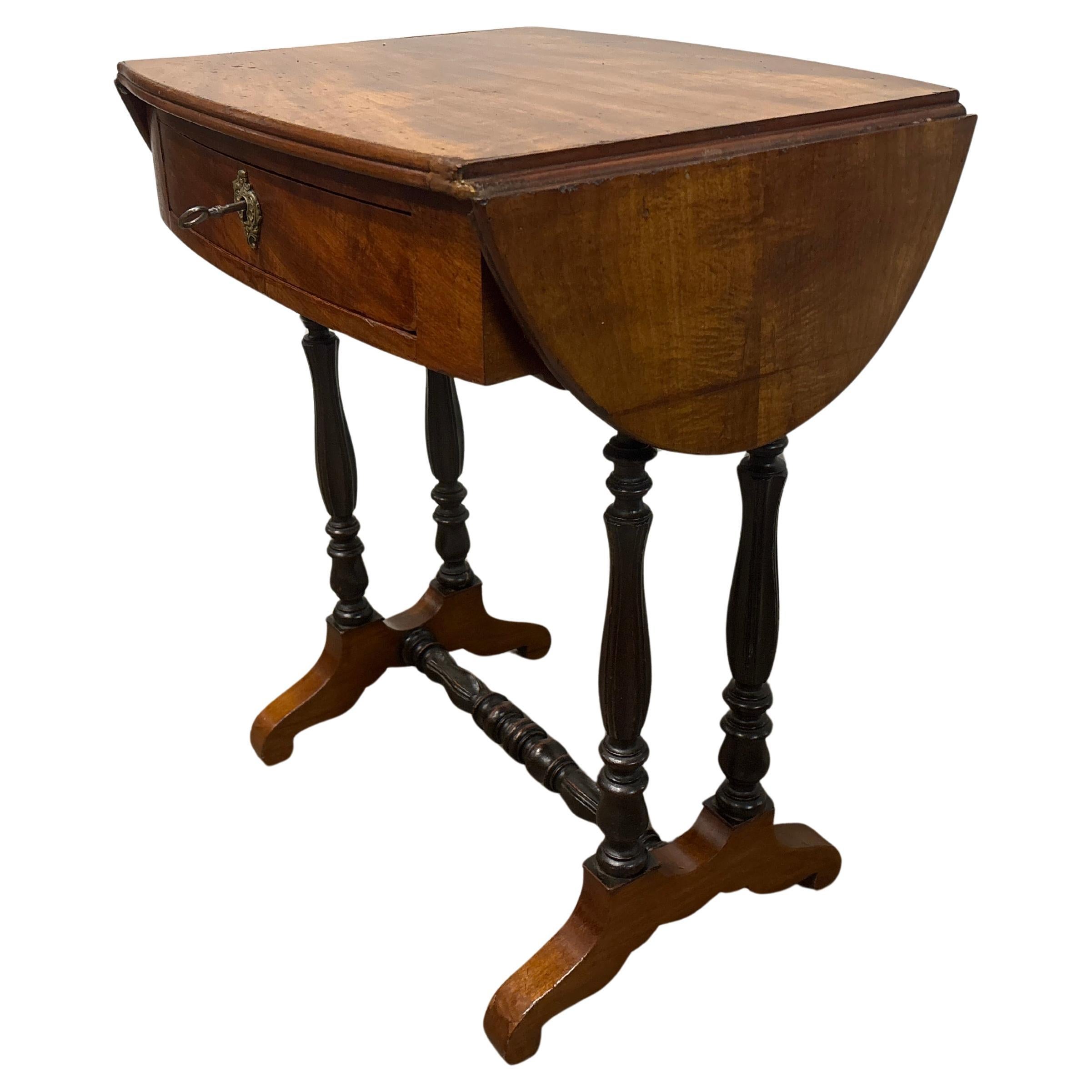 French 19th Century Side Table For Sale 1