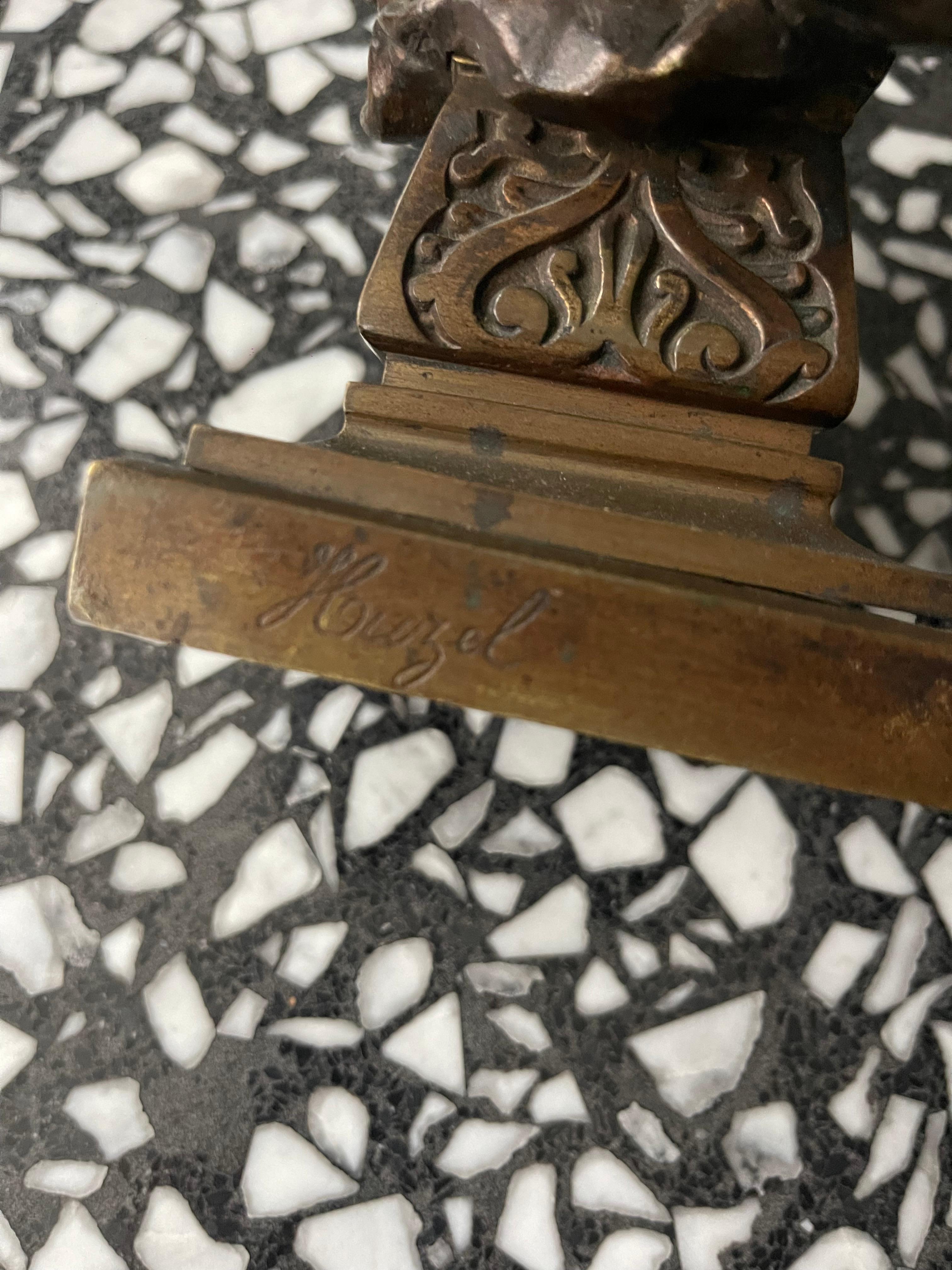 Sculpture française du 19ème siècle signée Huzel en bronze en vente 6