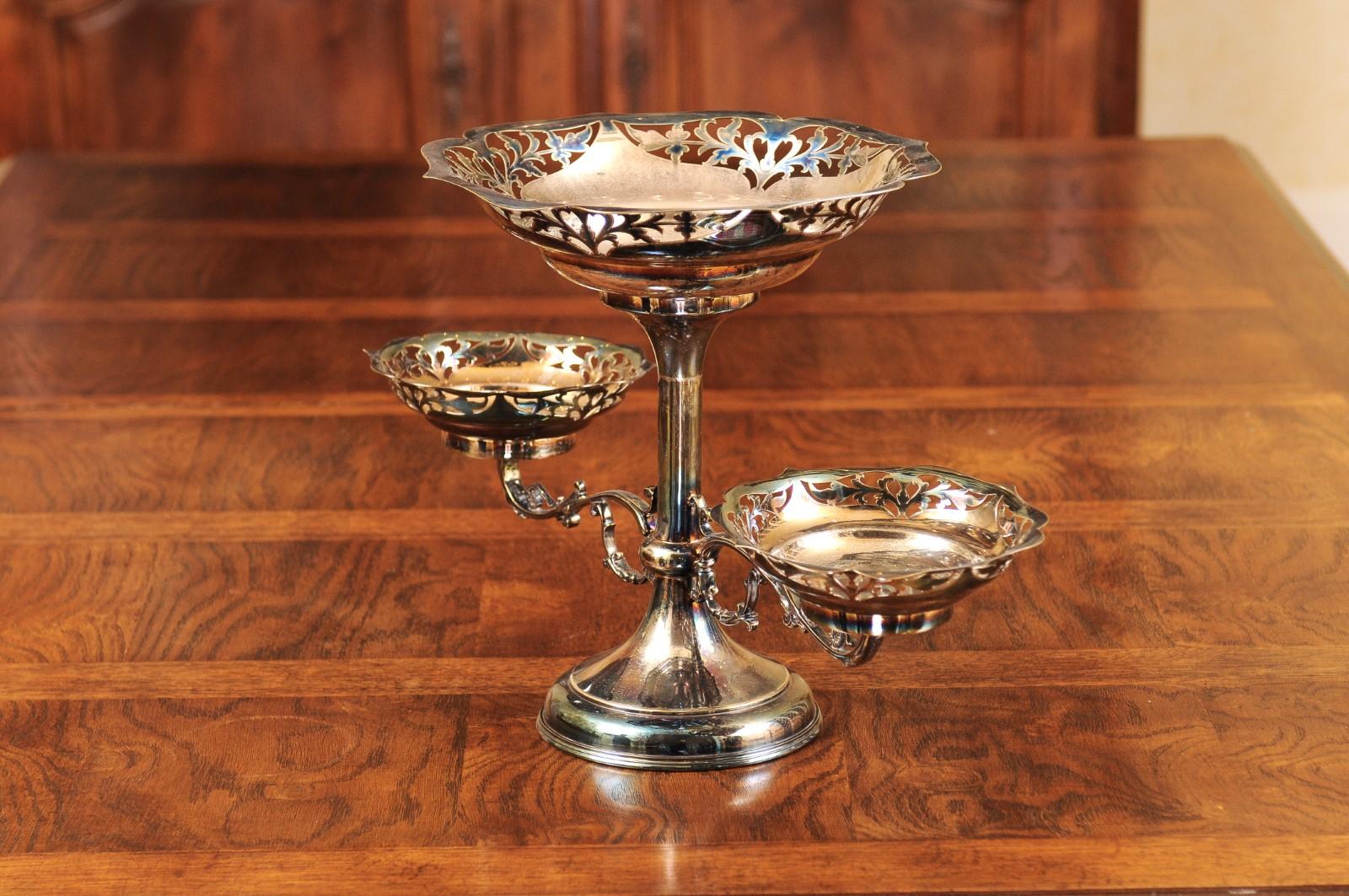 French 19th Century Silver Epergne with Pierced Foliage and Scrolling Motifs For Sale 4