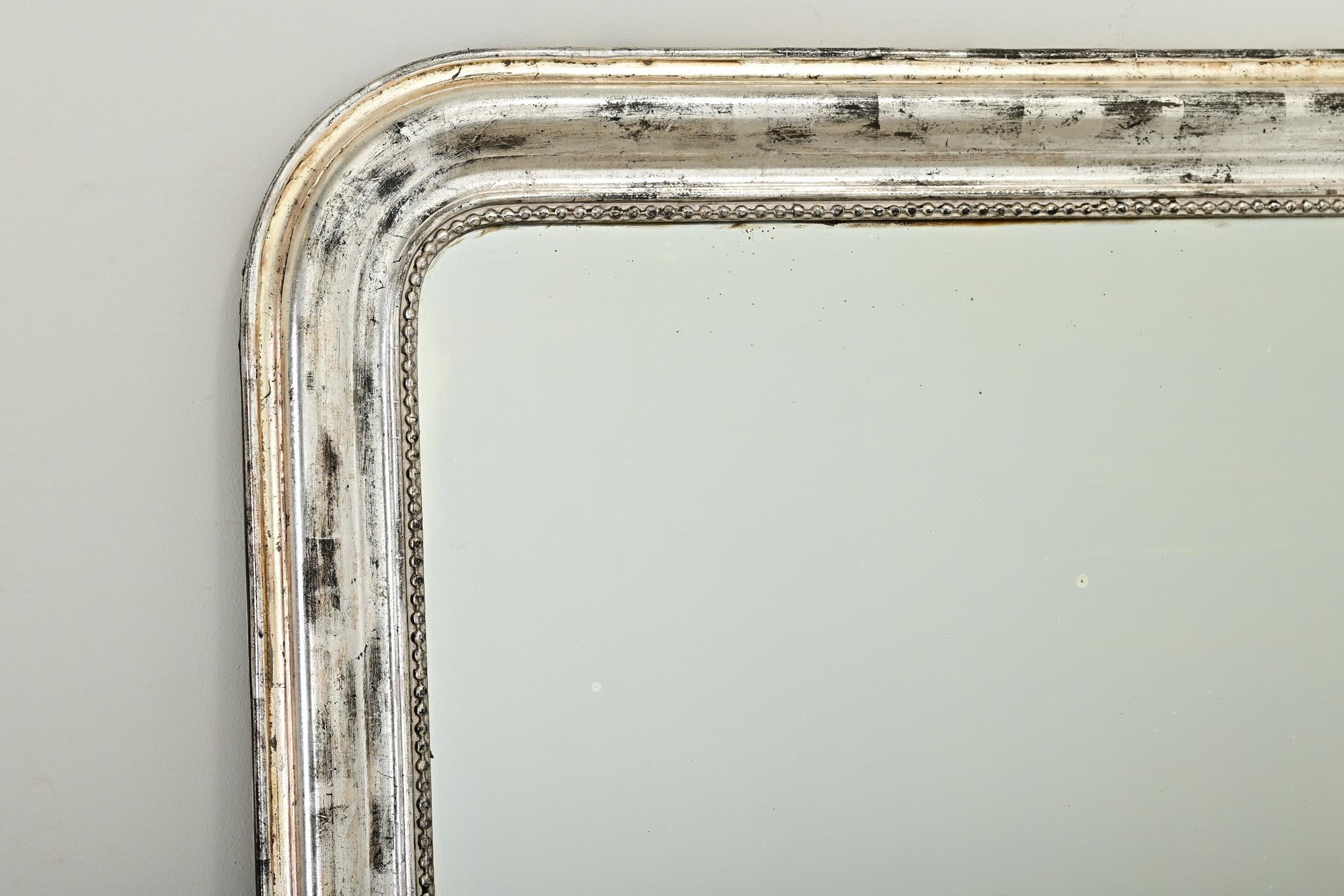 Intagliato Specchio francese del XIX secolo in argento dorato Louis Philippe in vendita