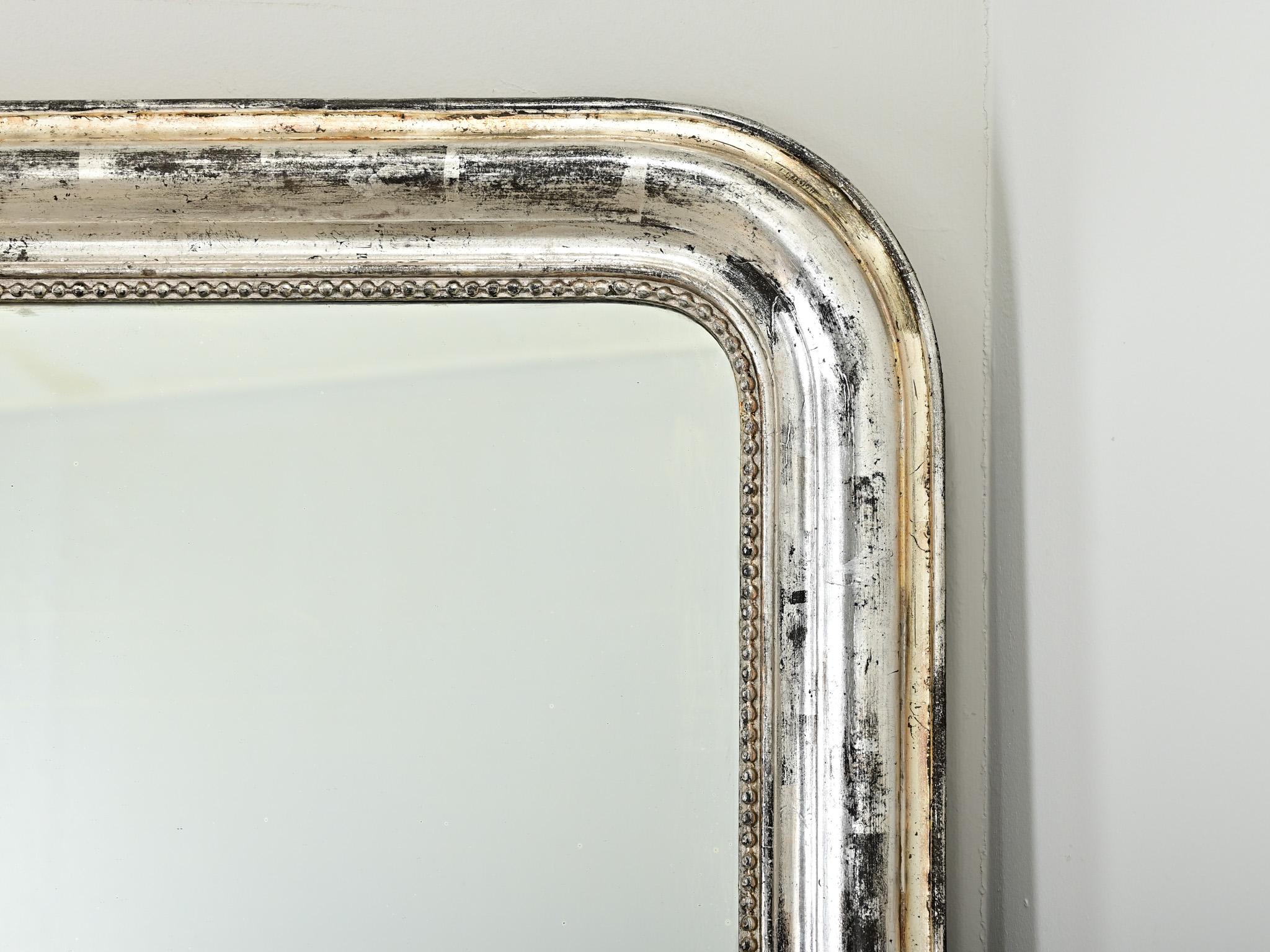 Specchio francese del XIX secolo in argento dorato Louis Philippe in vendita 2