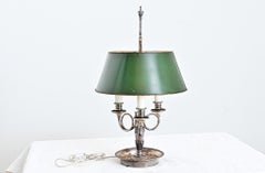 Französische Tischlampe aus versilbertem Metall im Bouillotte-Stil aus dem 19. Jahrhundert