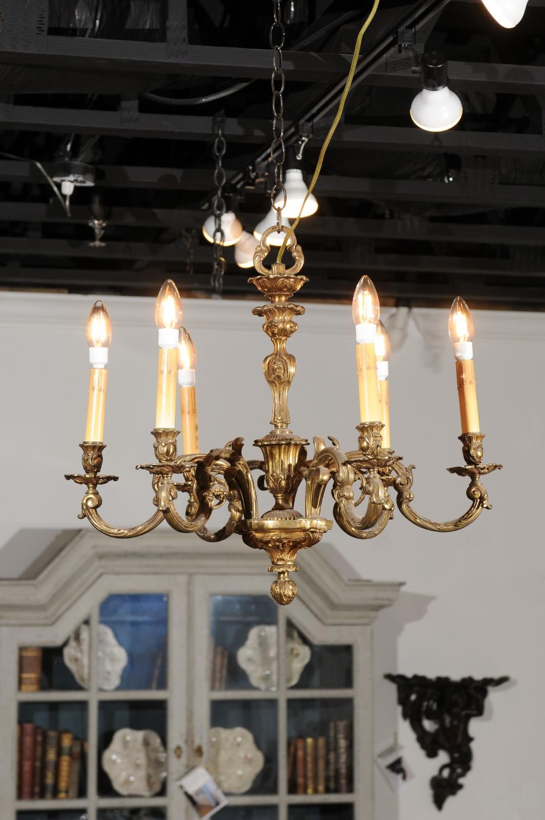 French 19th Century Six-Light Bronze Chandelier with Foliage and Scrolling Arms 7