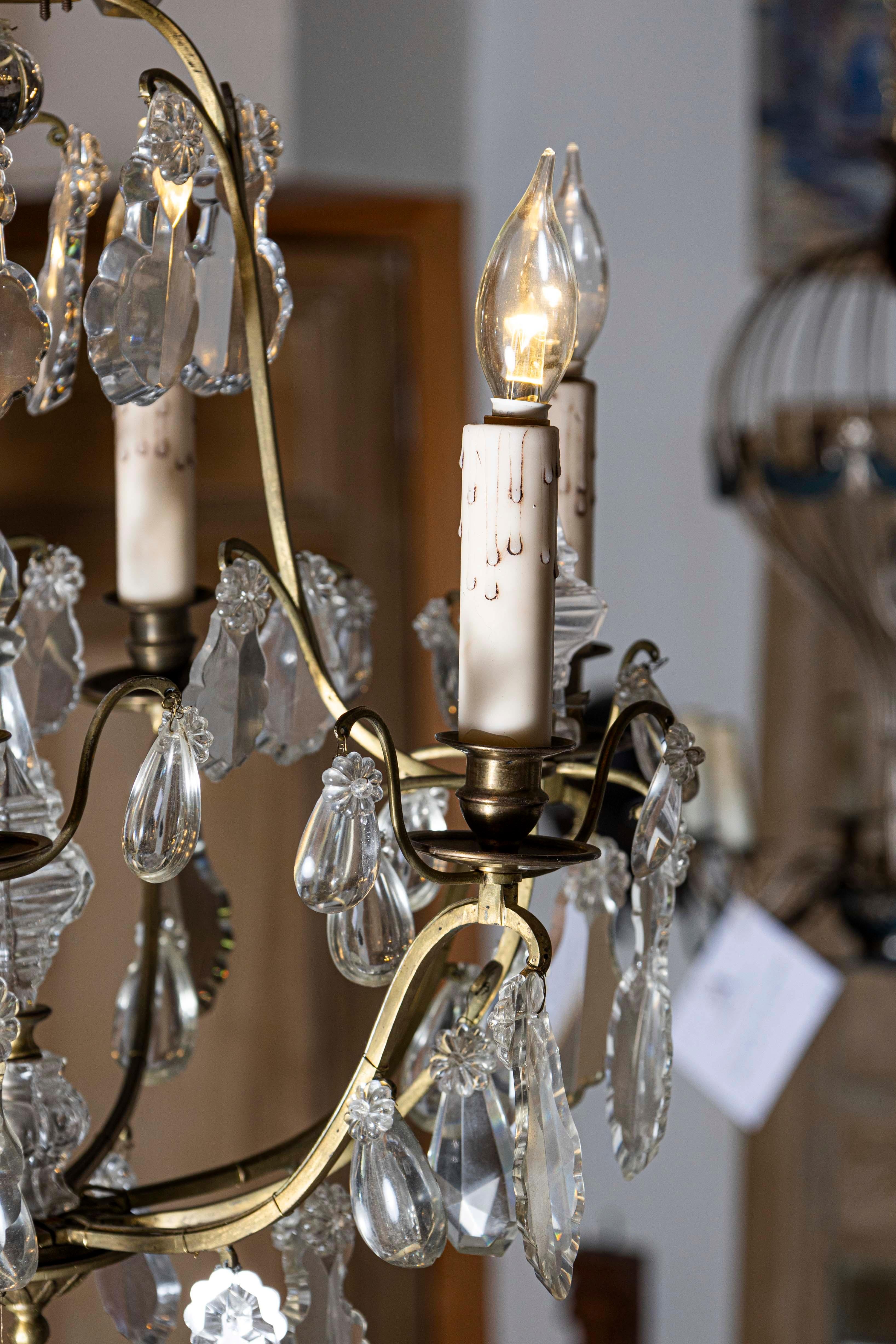 French 19th Century Six-Light Crystal Chandelier with Scrolled Brass Armature For Sale 1