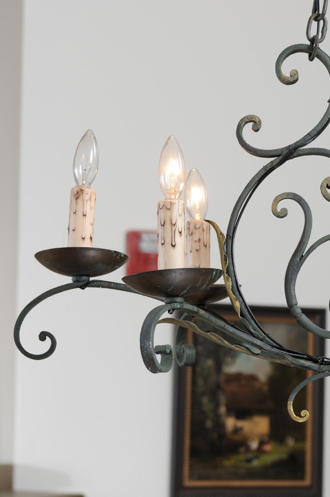 Lampadario francese del XIX secolo a sei luci in ferro con bracci a spirale e a scorrimento In condizioni buone in vendita a Atlanta, GA