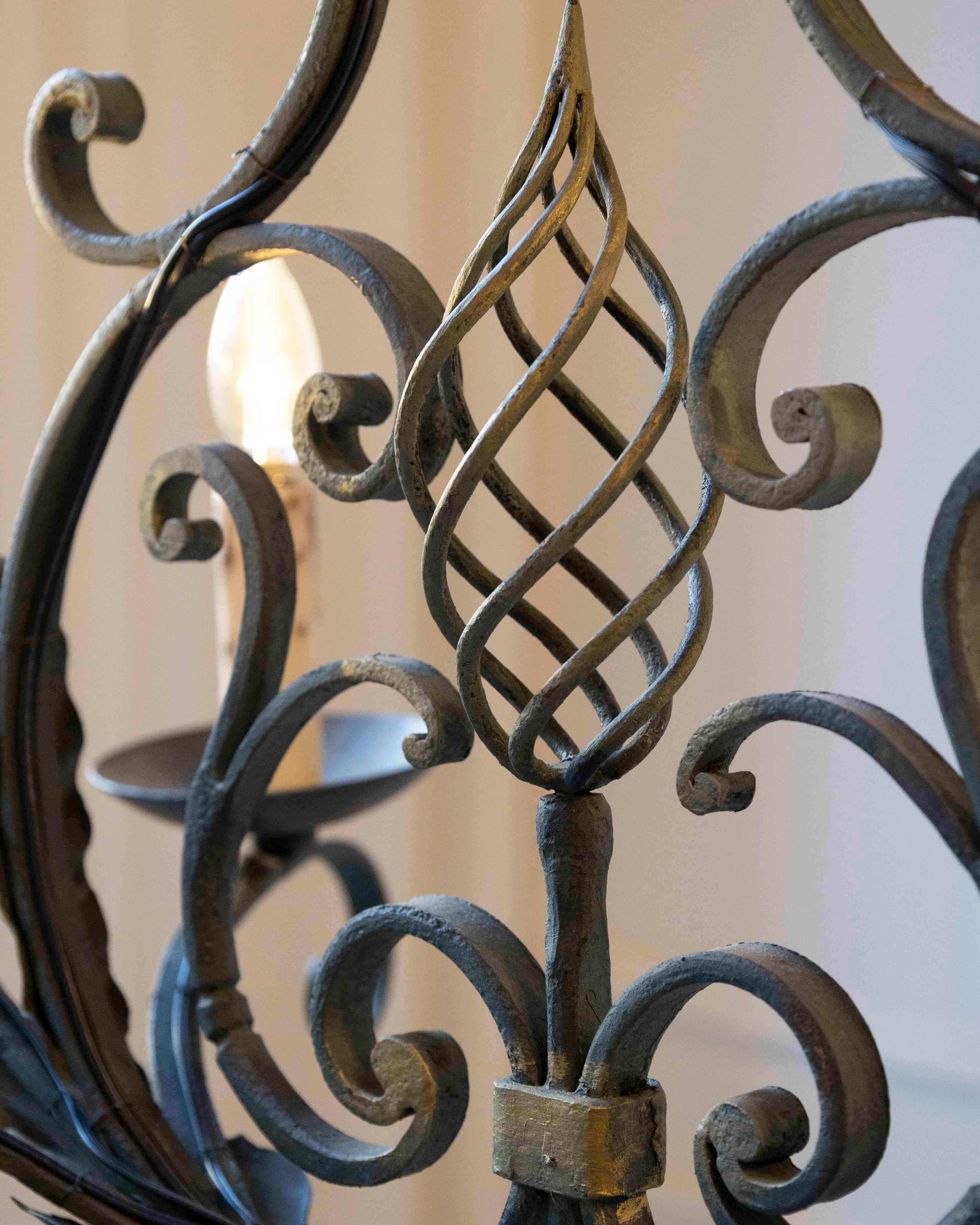 French 19th Century Six-Light Iron Chandelier with Spiral and Scrolling Arms For Sale 3