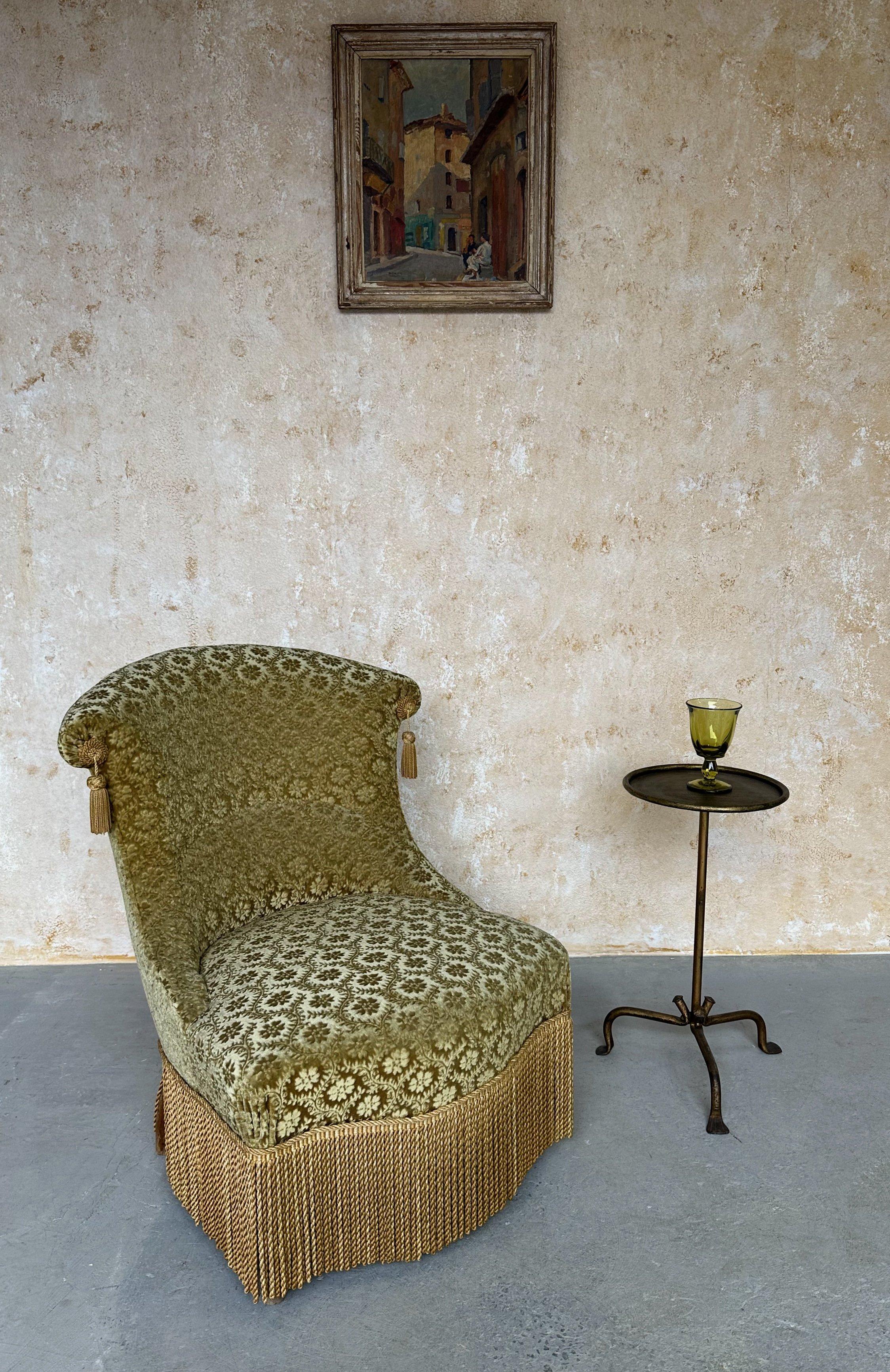 Napoleon III French 19th Century Slipper Chair For Sale