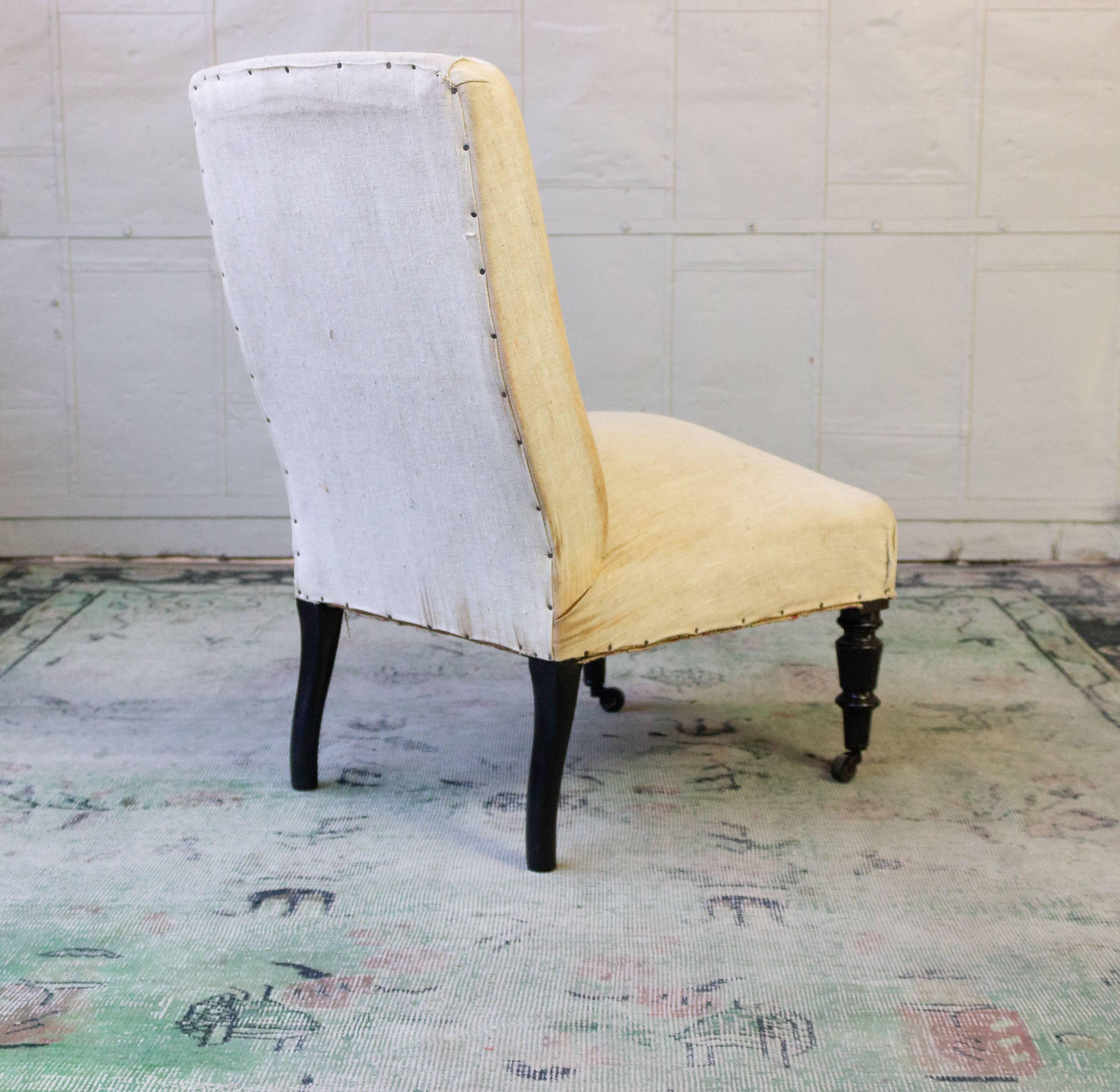 French 19th Century Slipper Chair In Good Condition In Buchanan, NY