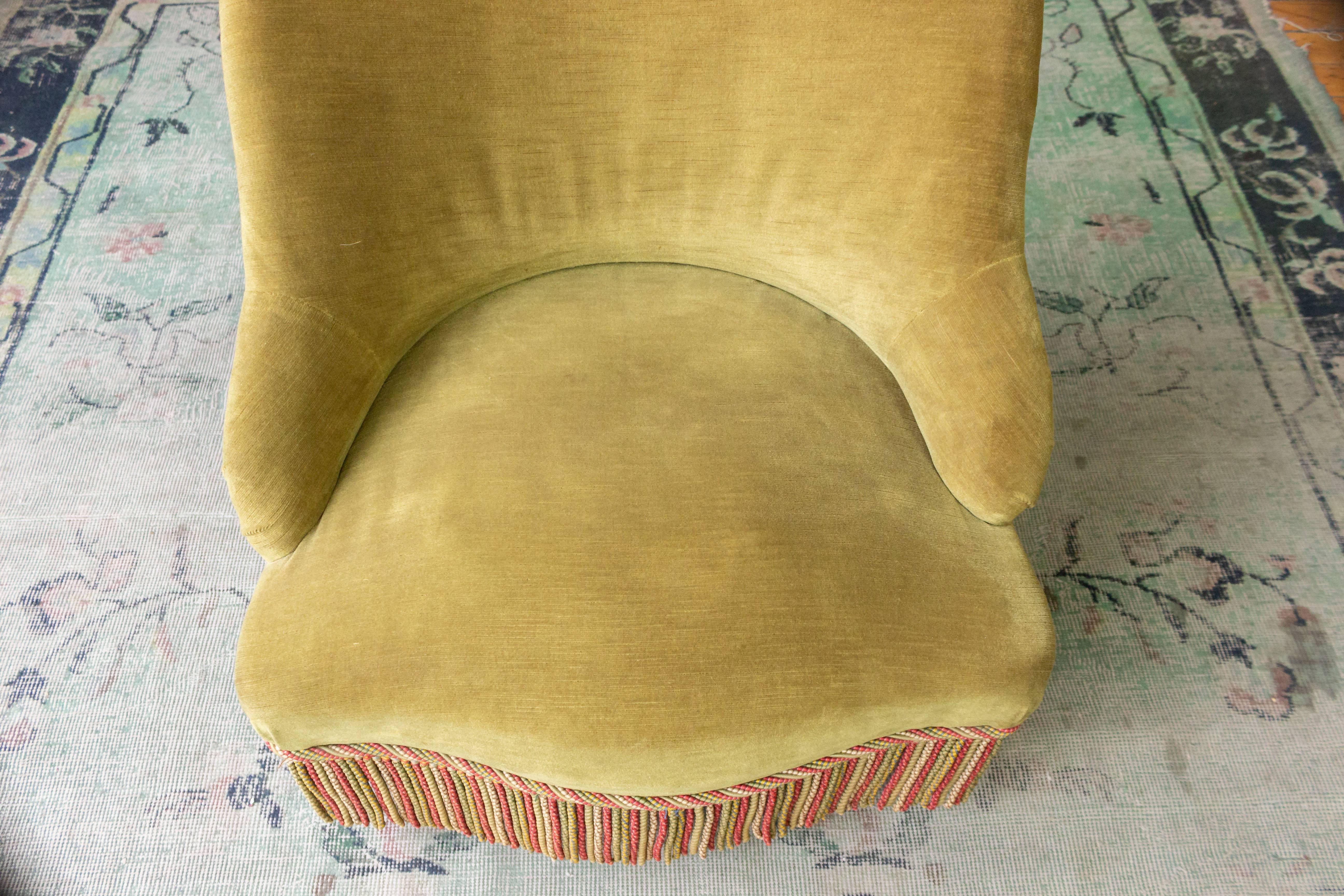 French 19th Century Slipper Chair in Green Velvet 6