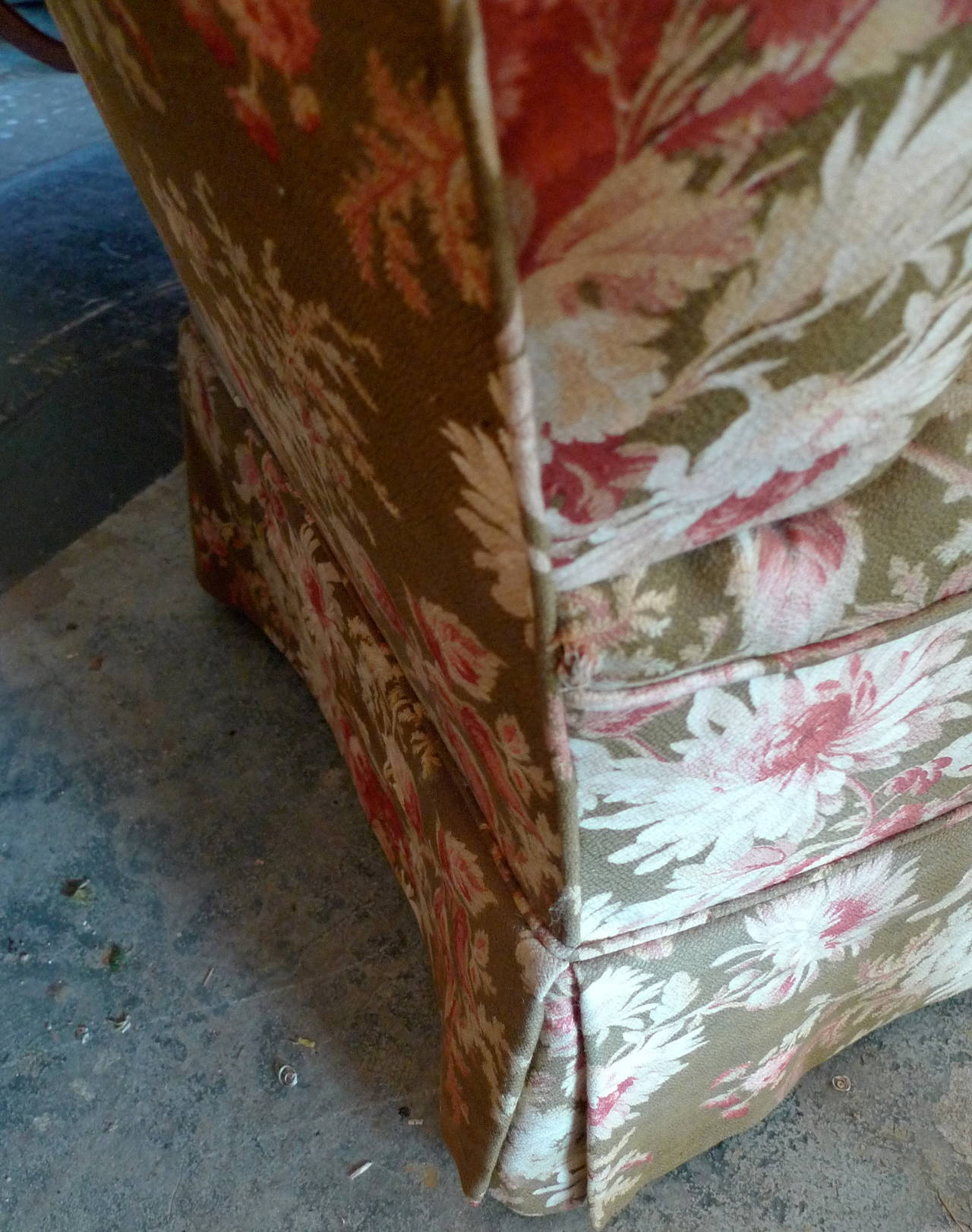 French 19th Century Slipper Chair with Floral Pattern Fabric In Distressed Condition In Santa Monica, CA