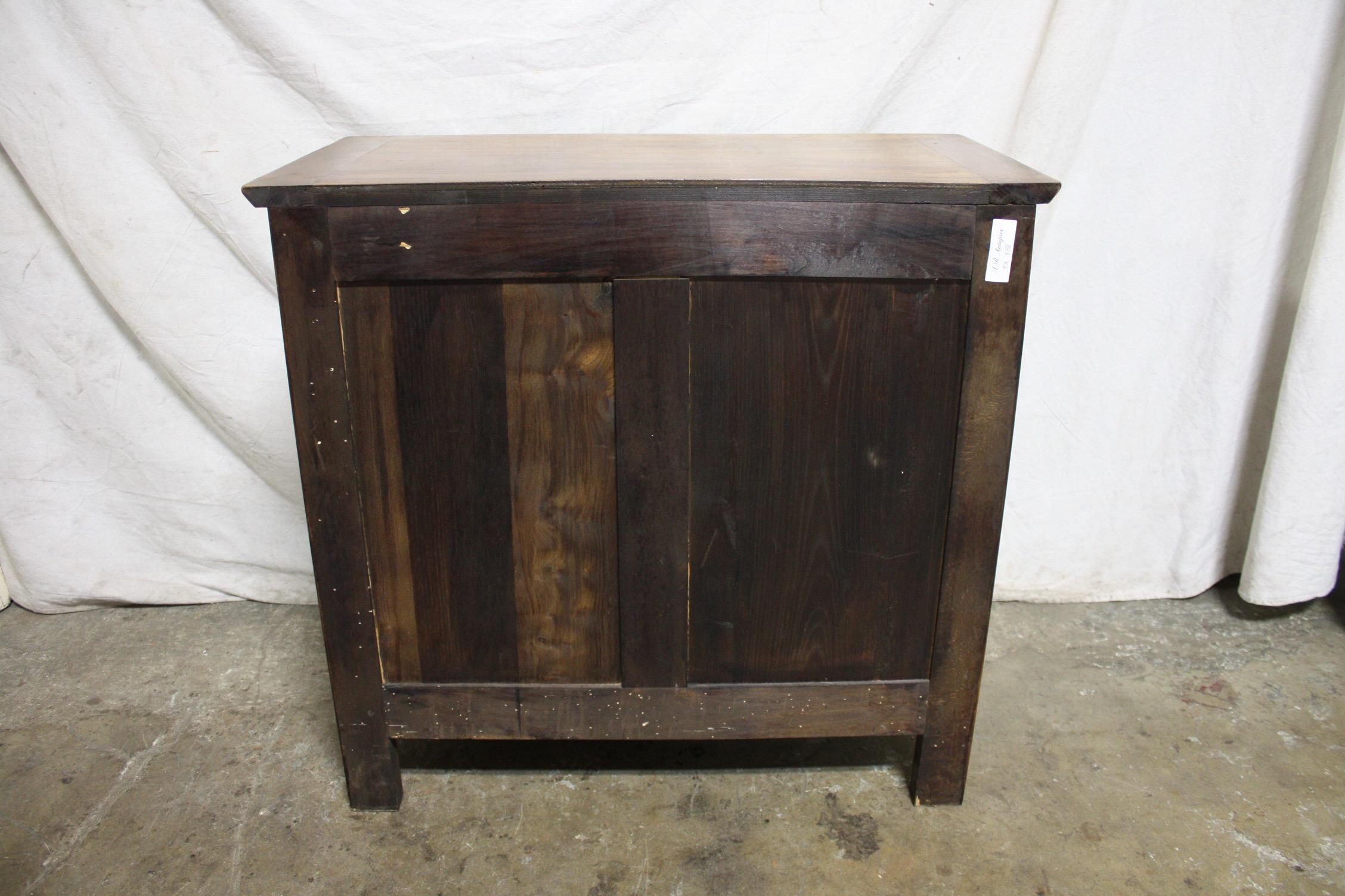 French 19th Century Small Commode 6