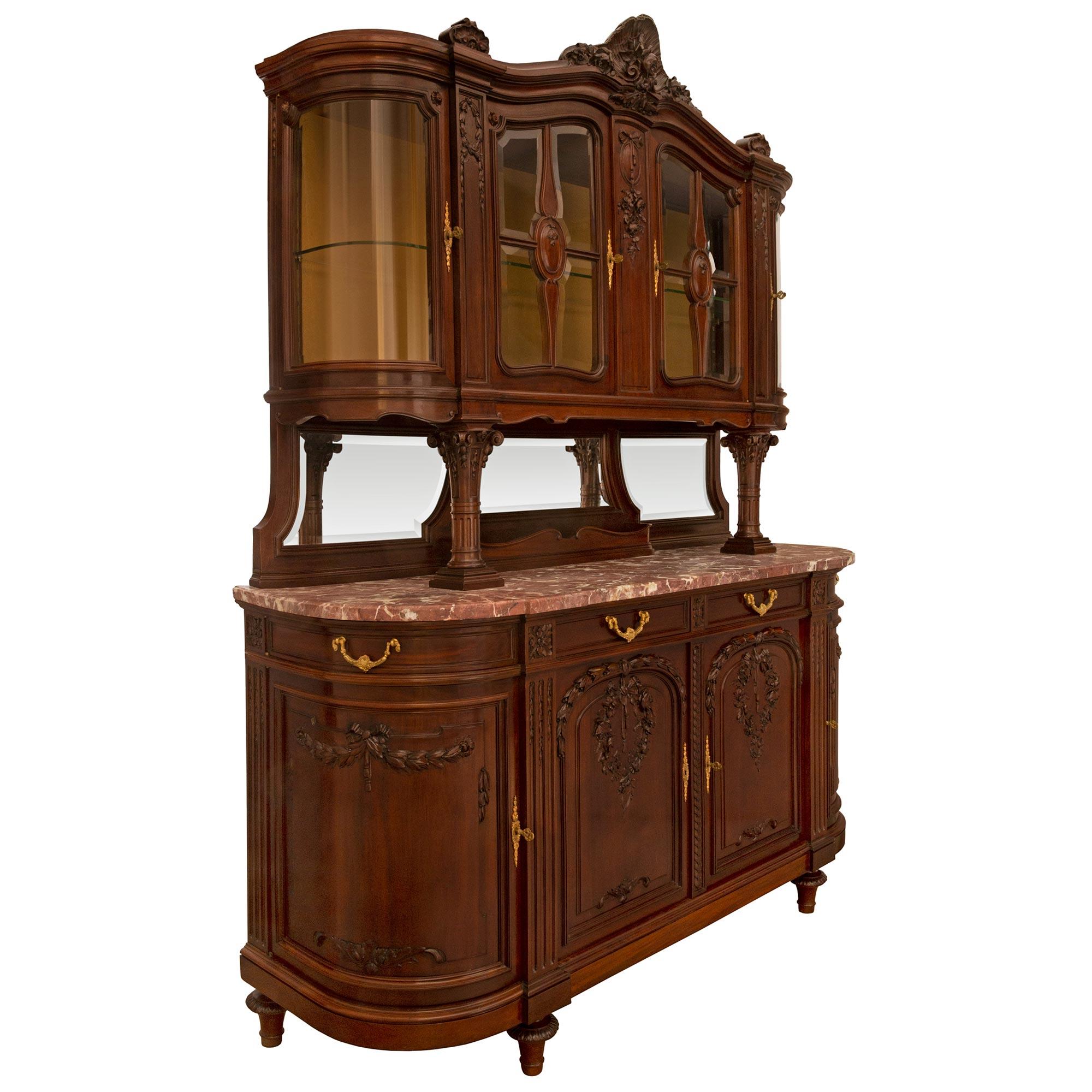 French 19th Century Solid Mahogany Buffet with Hutch In Good Condition For Sale In West Palm Beach, FL
