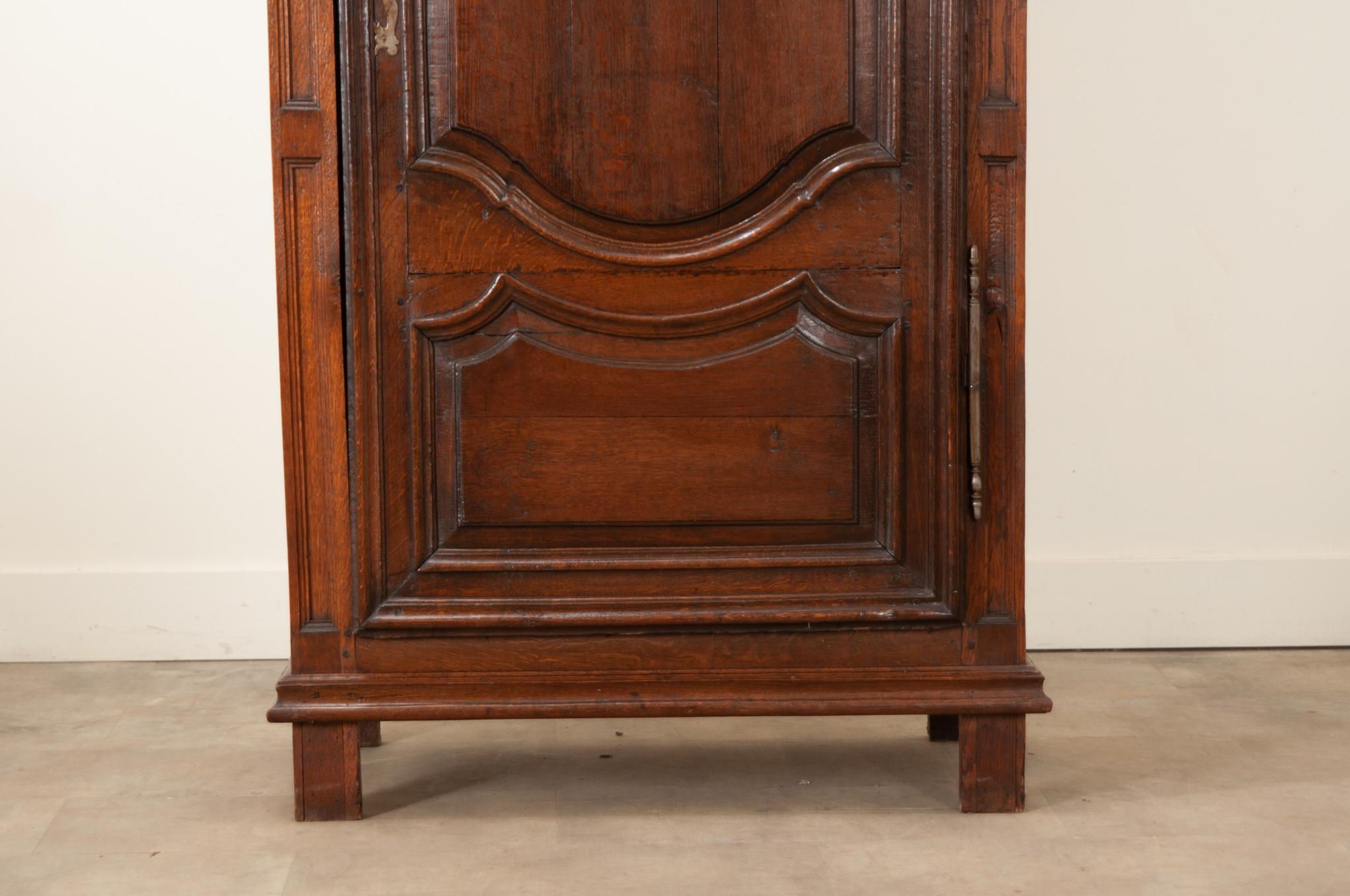 French Provincial French 18th Century Solid Oak Bonnetiere For Sale