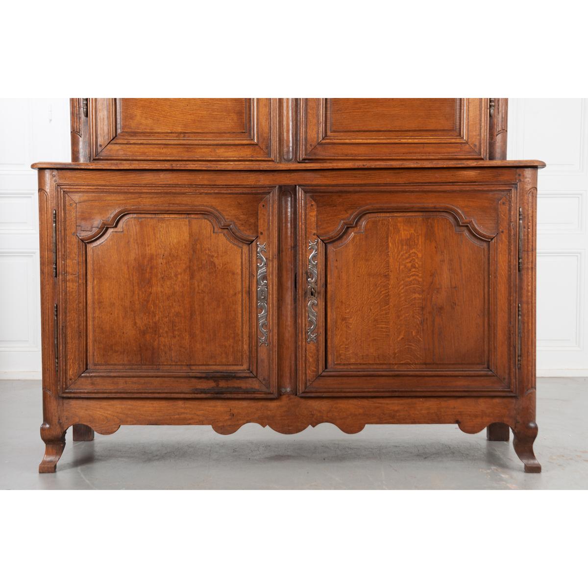 French 19th Century Solid Oak Buffet a Deux Corps  2
