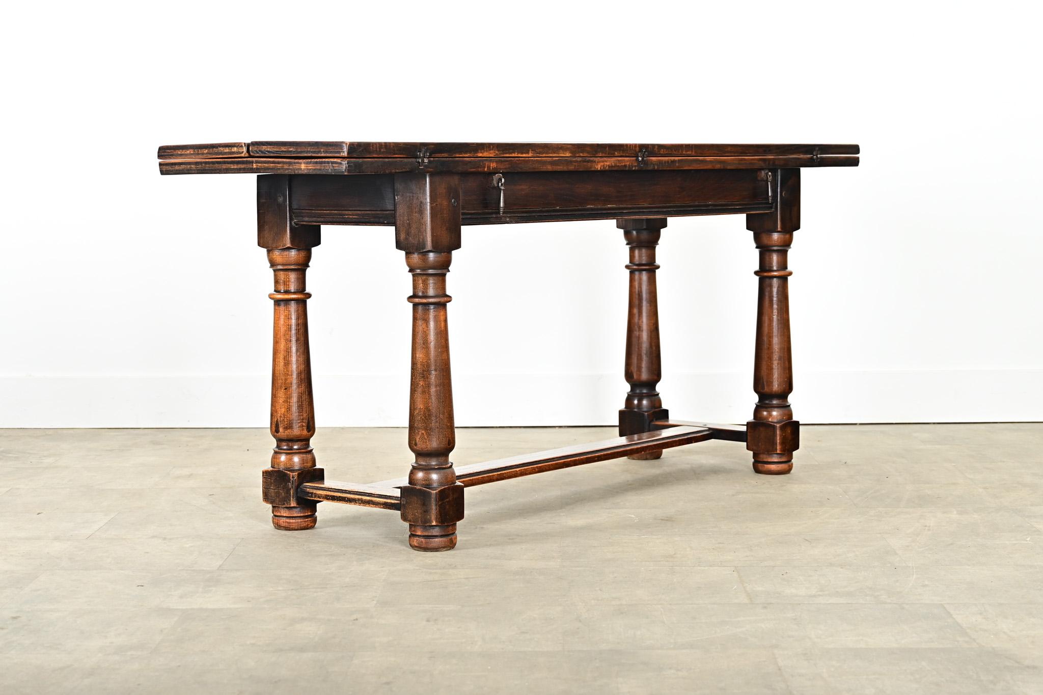 French 18th Century Solid Oak Console-Dining Table In Good Condition For Sale In Baton Rouge, LA