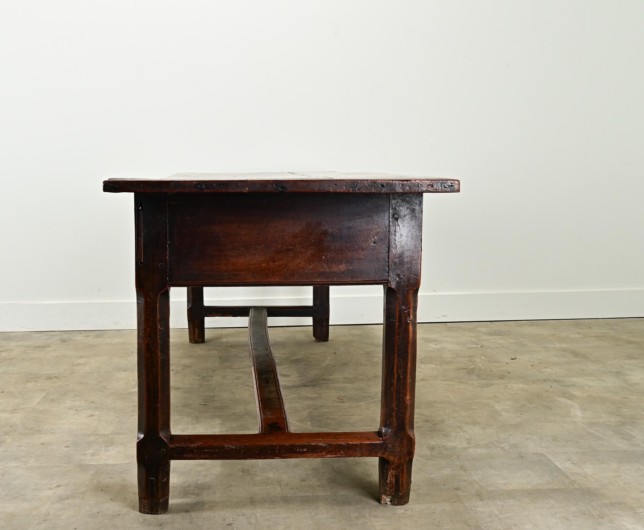 Mesa de granja francesa de roble macizo del siglo XIX en venta 7