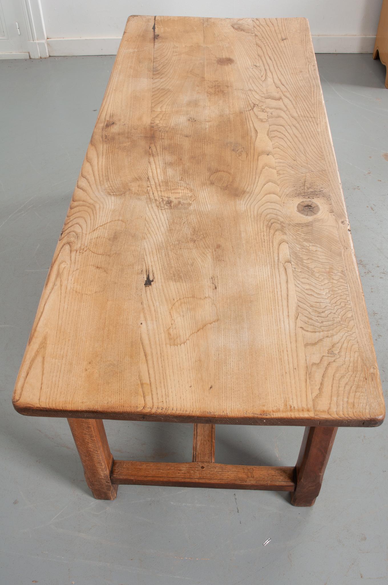 French, 19th Century Solid Oak Farm Table In Good Condition In Baton Rouge, LA