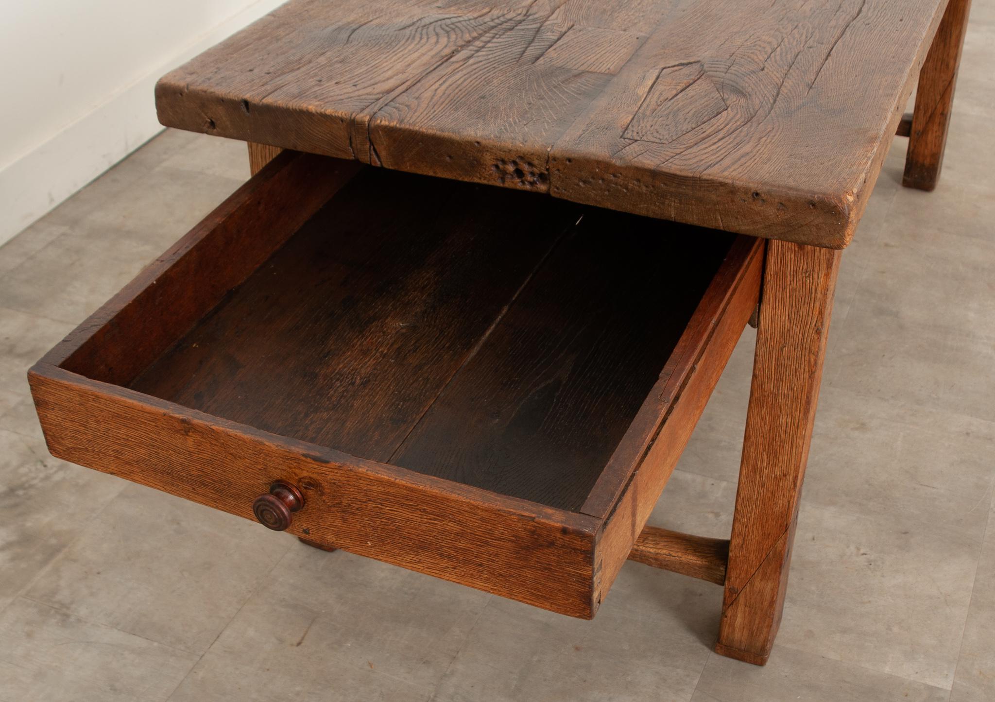 French 19th Century Solid Oak Farm Table In Good Condition For Sale In Baton Rouge, LA
