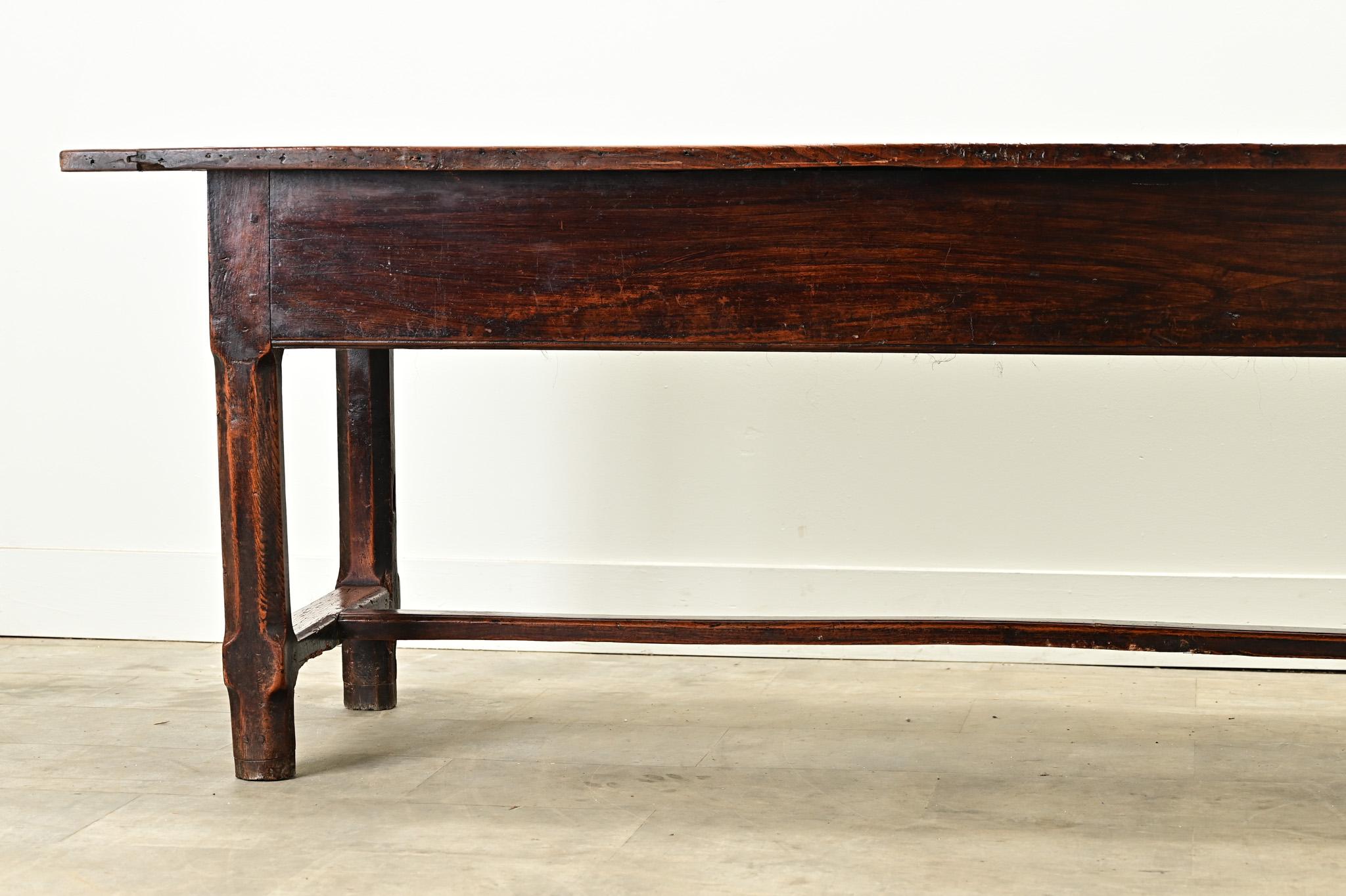 Mesa de granja francesa de roble macizo del siglo XIX en Bueno estado para la venta en Baton Rouge, LA