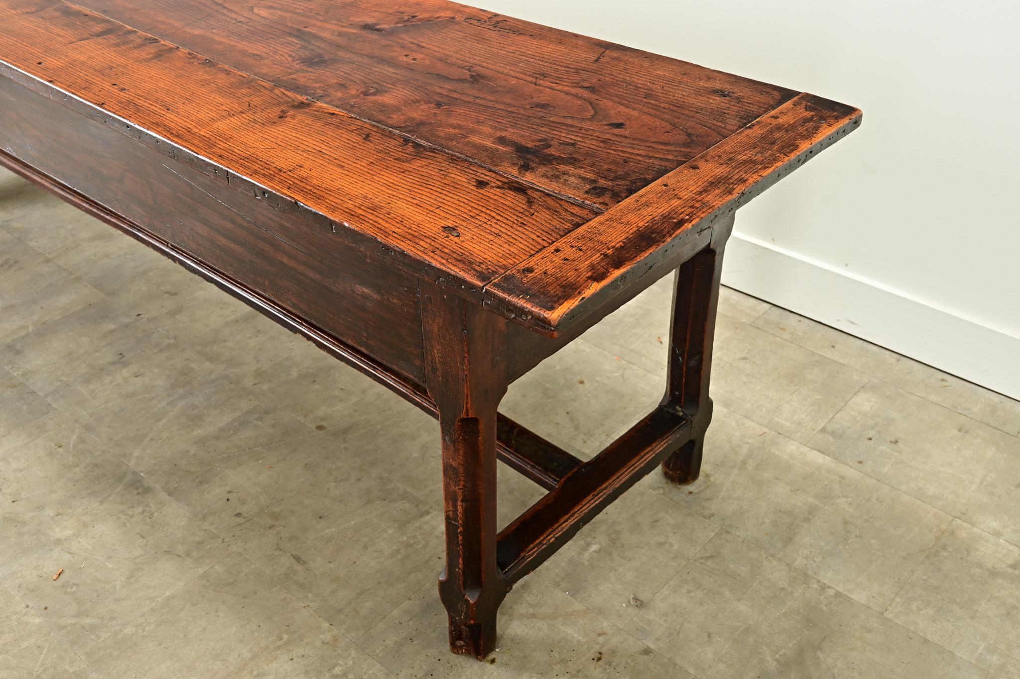 Mesa de granja francesa de roble macizo del siglo XIX en venta 2
