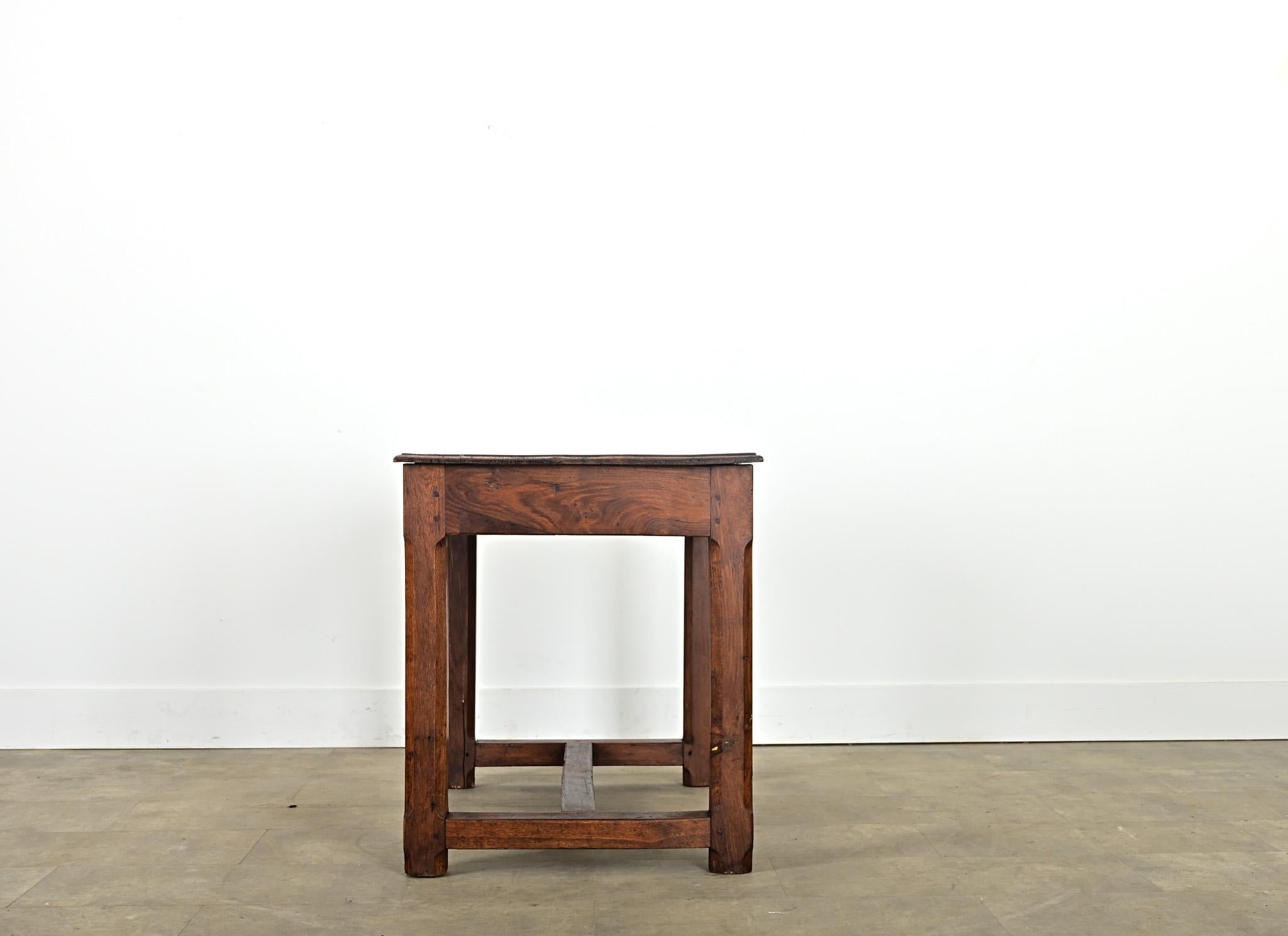 French 19th Century Solid Oak Petite Farm Table For Sale 1