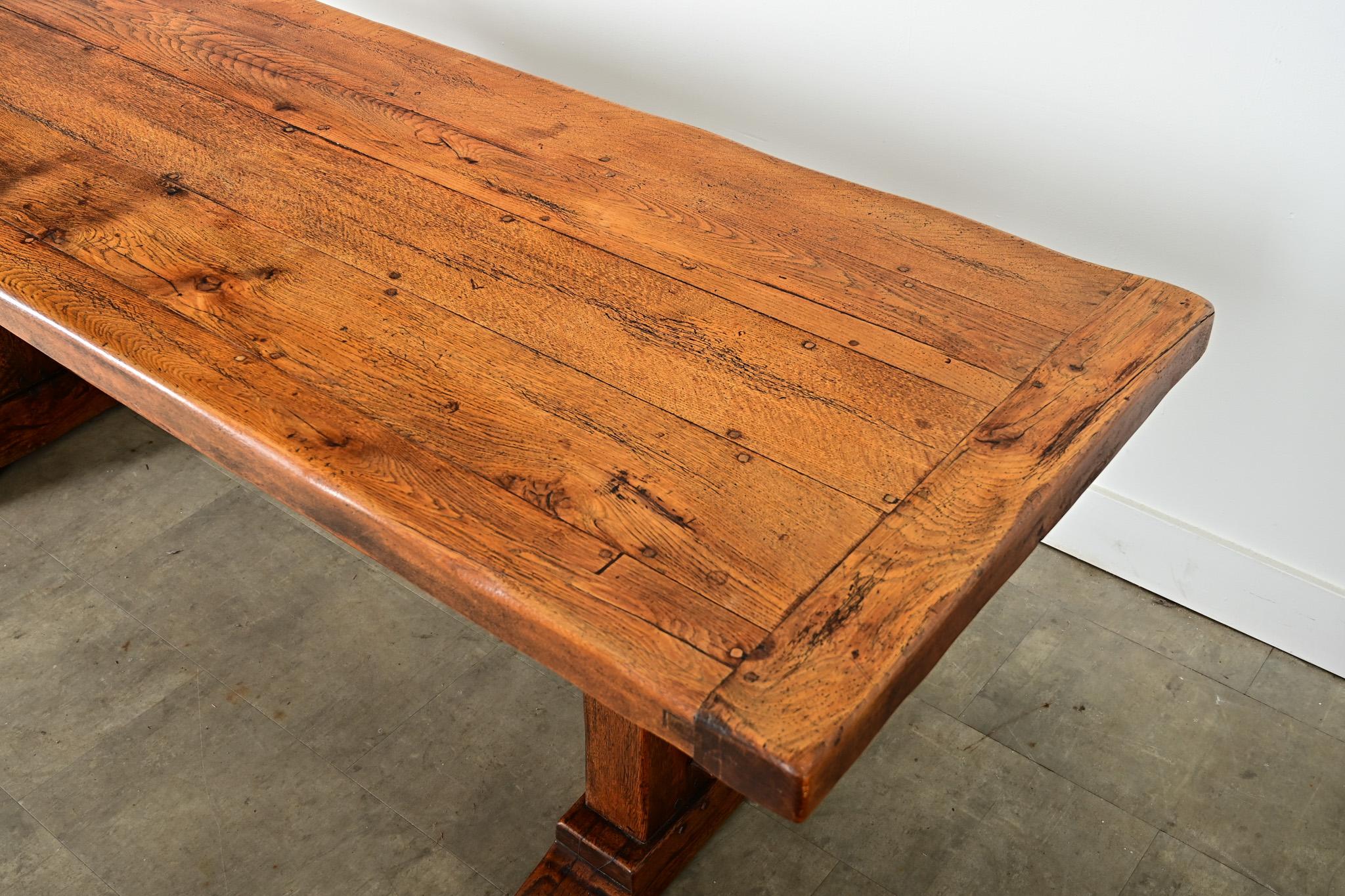 French 19th Century Solid Oak Trestle Base Table In Good Condition For Sale In Baton Rouge, LA