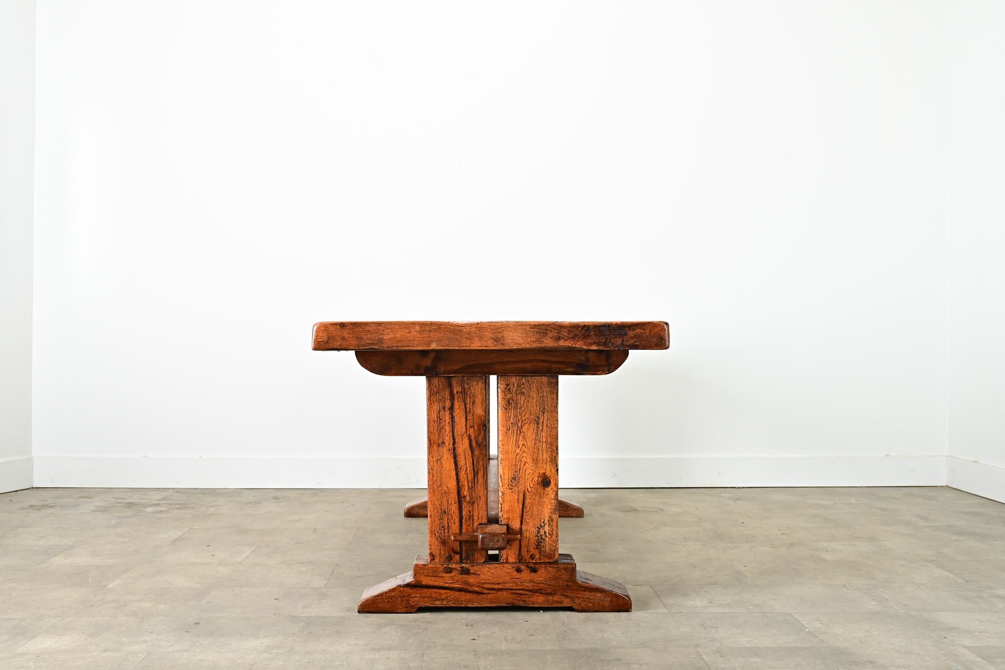 French 19th Century Solid Oak Trestle Base Table For Sale 2